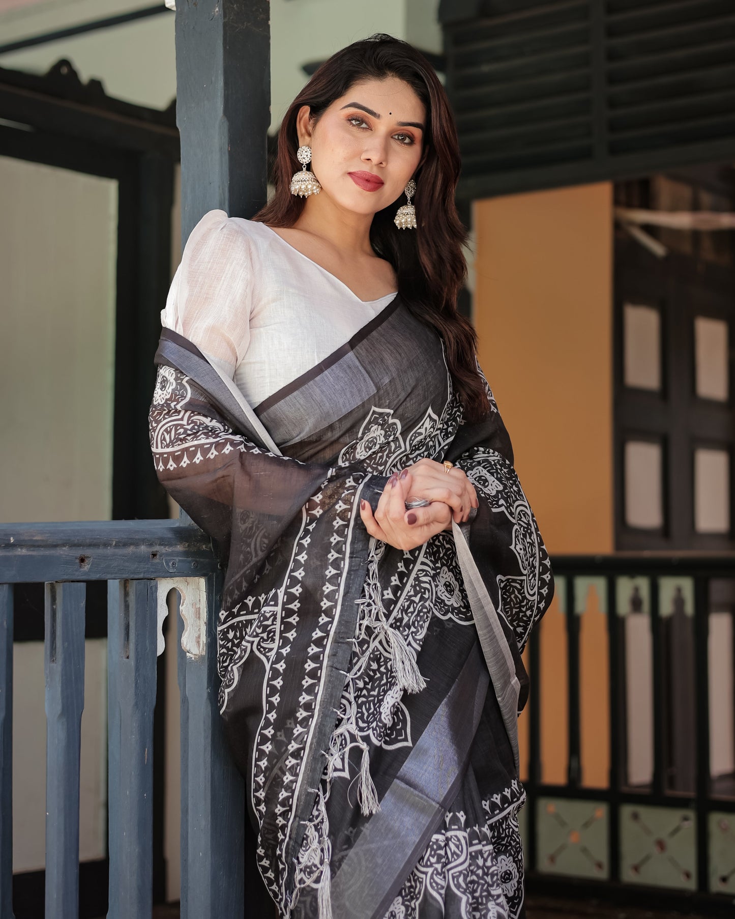 KASHVI PURE LINEN SAREE