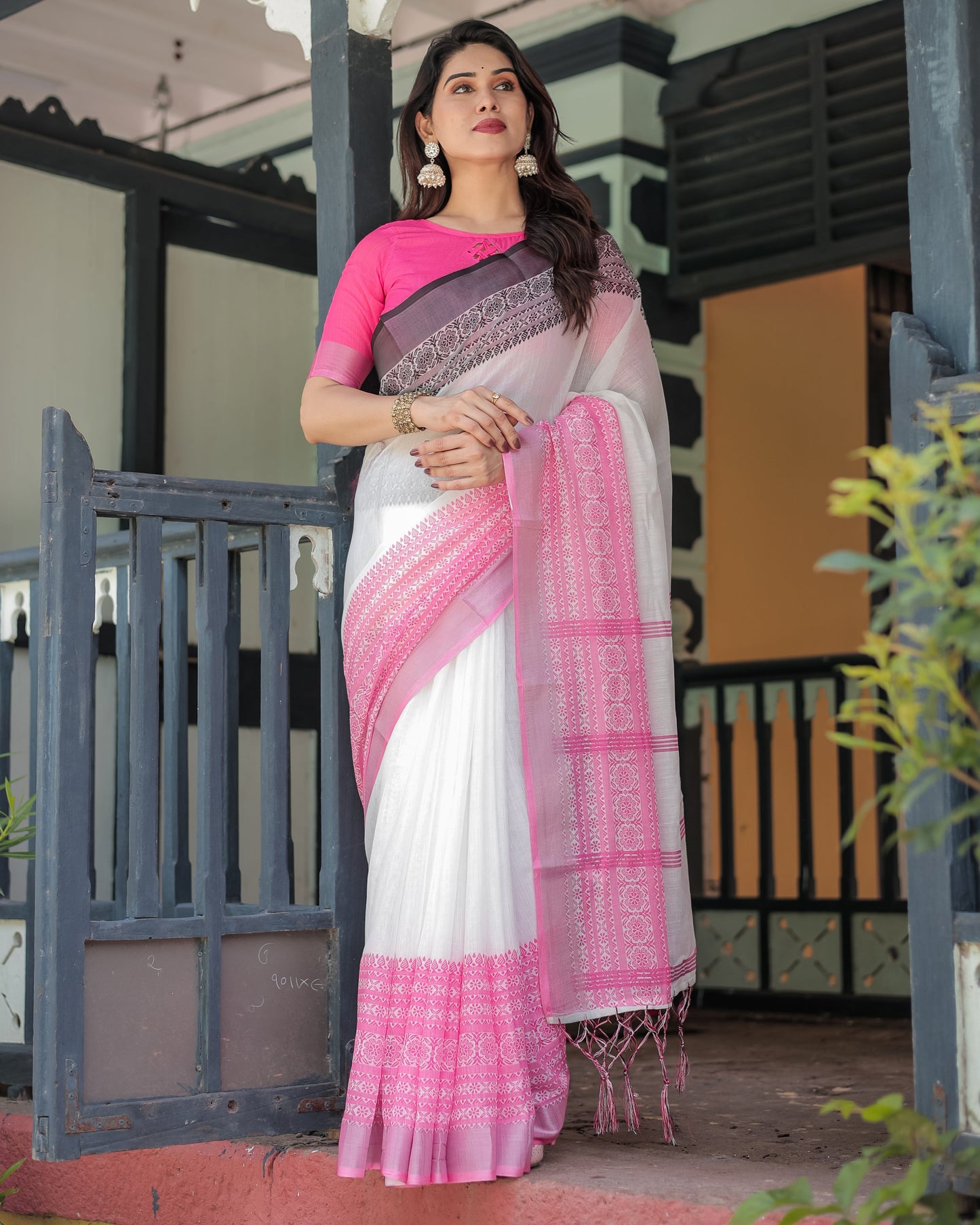 KASHVI PURE LINEN SAREE