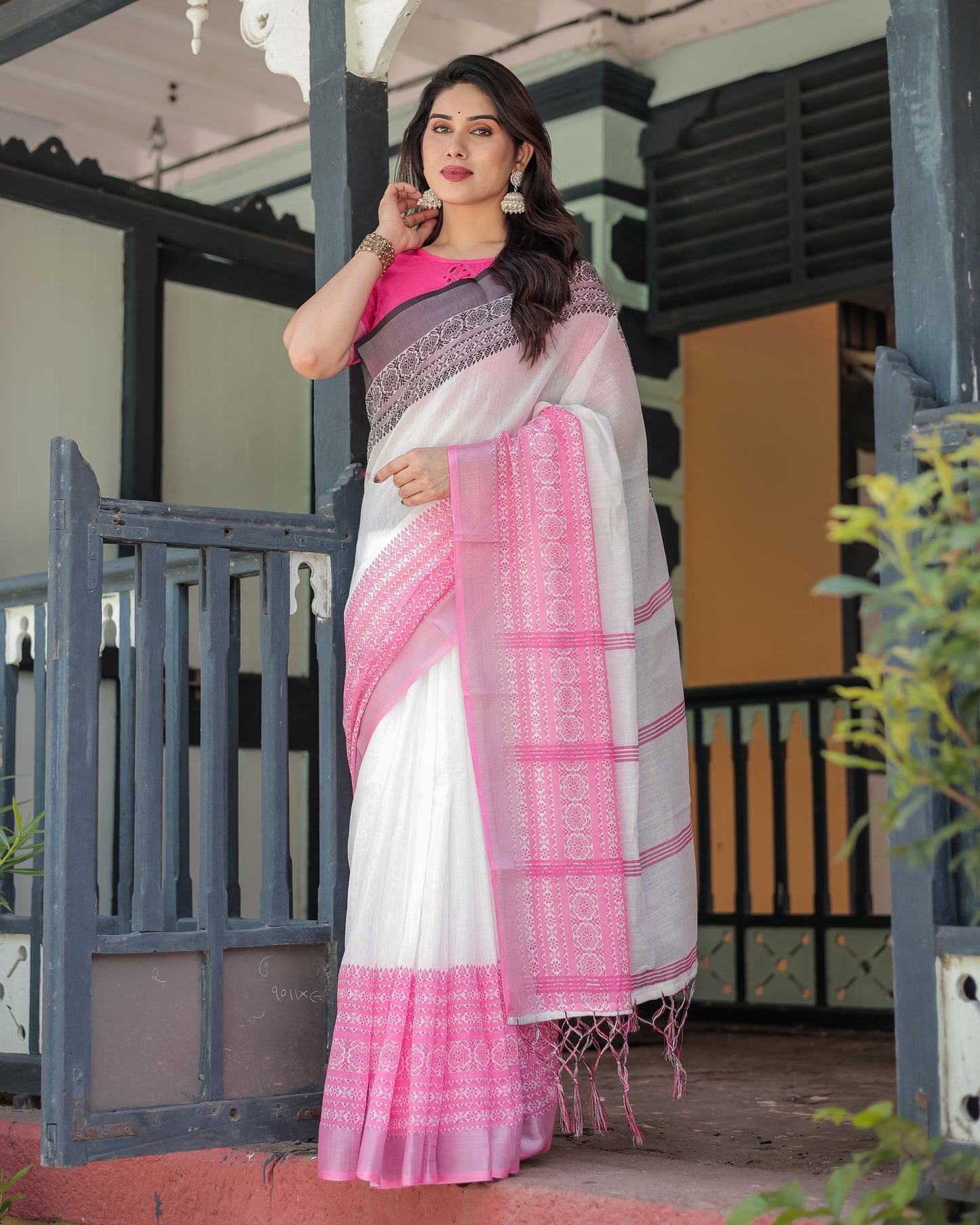 KASHVI PURE LINEN SAREE