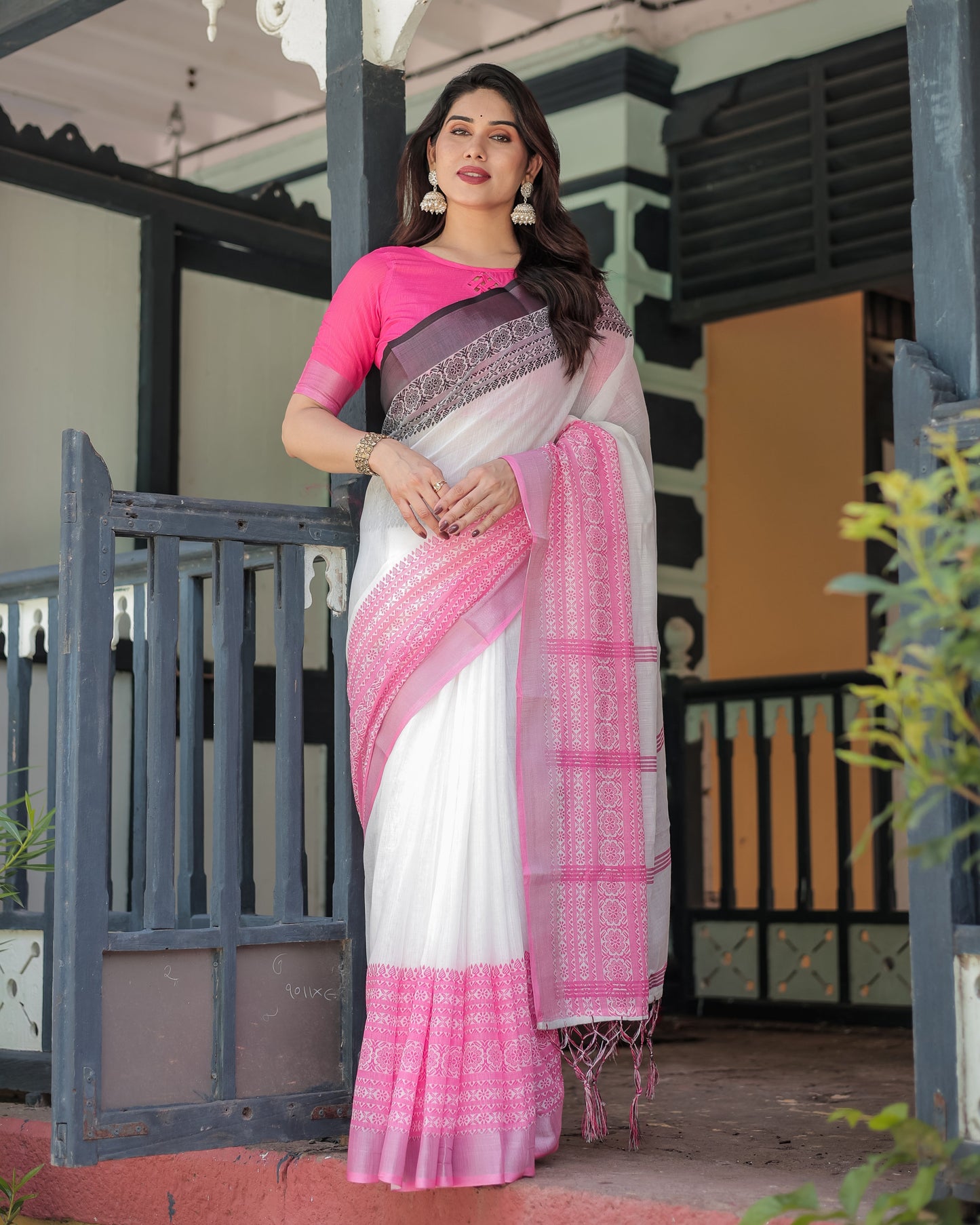KASHVI PURE LINEN SAREE