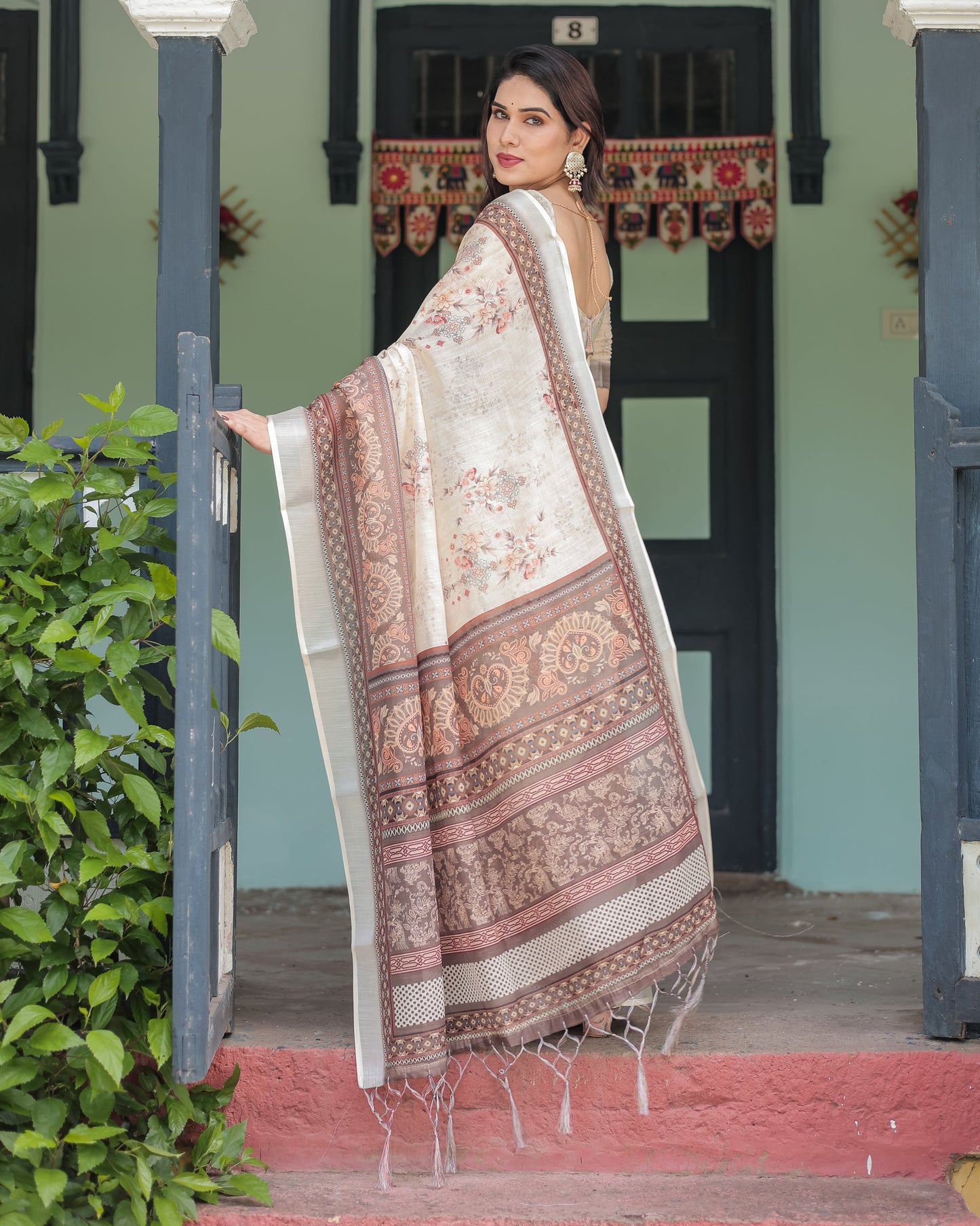 KASHVI PURE LINEN SAREE