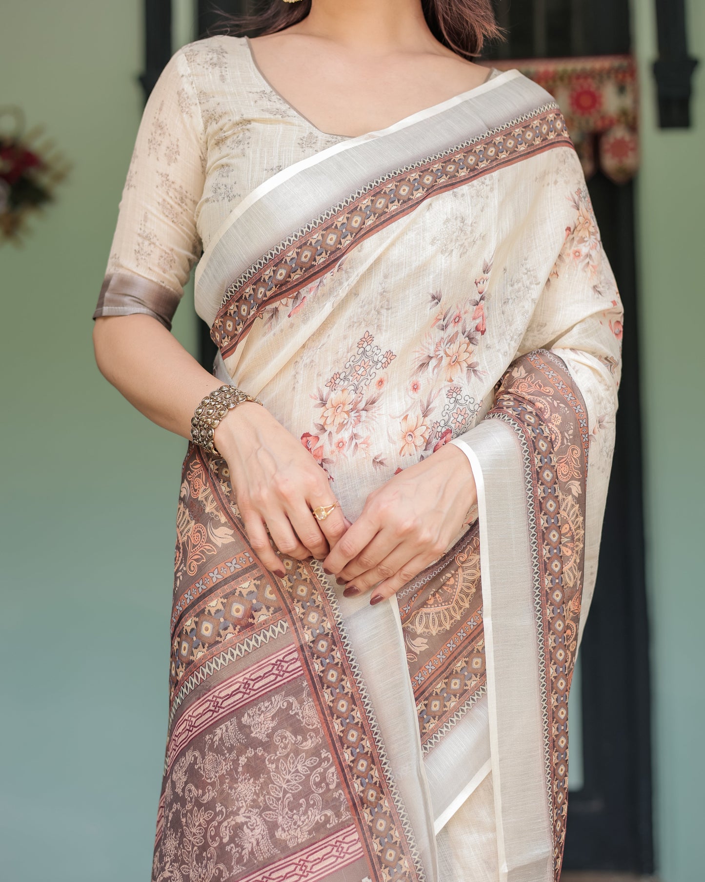 KASHVI PURE LINEN SAREE