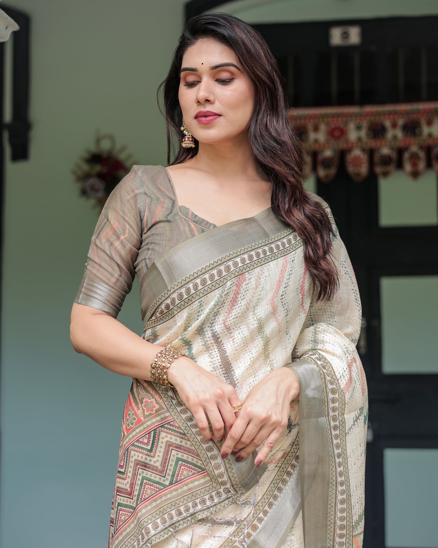 KASHVI PURE LINEN SAREE