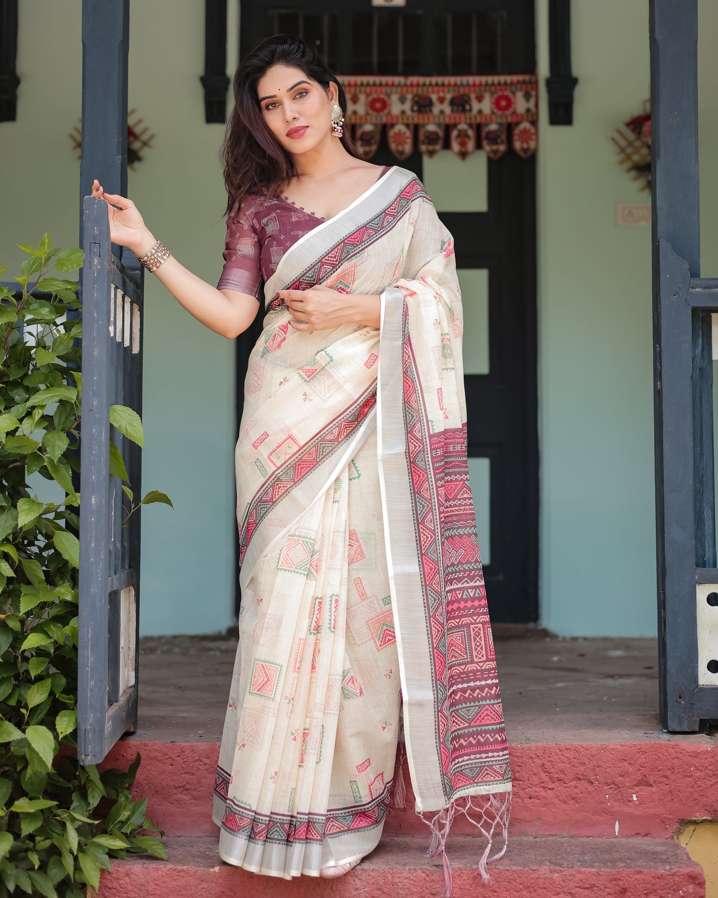KASHVI PURE LINEN SAREE