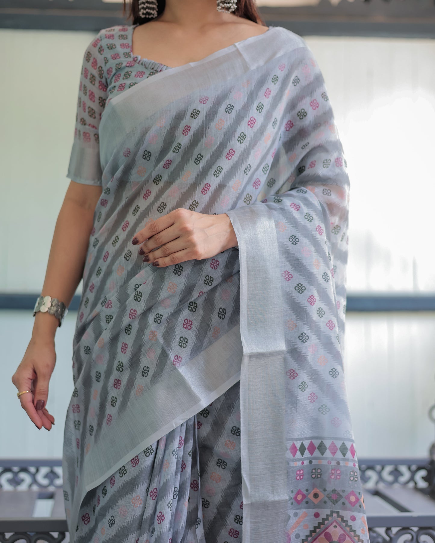 KASHVI PURE LINEN SAREE