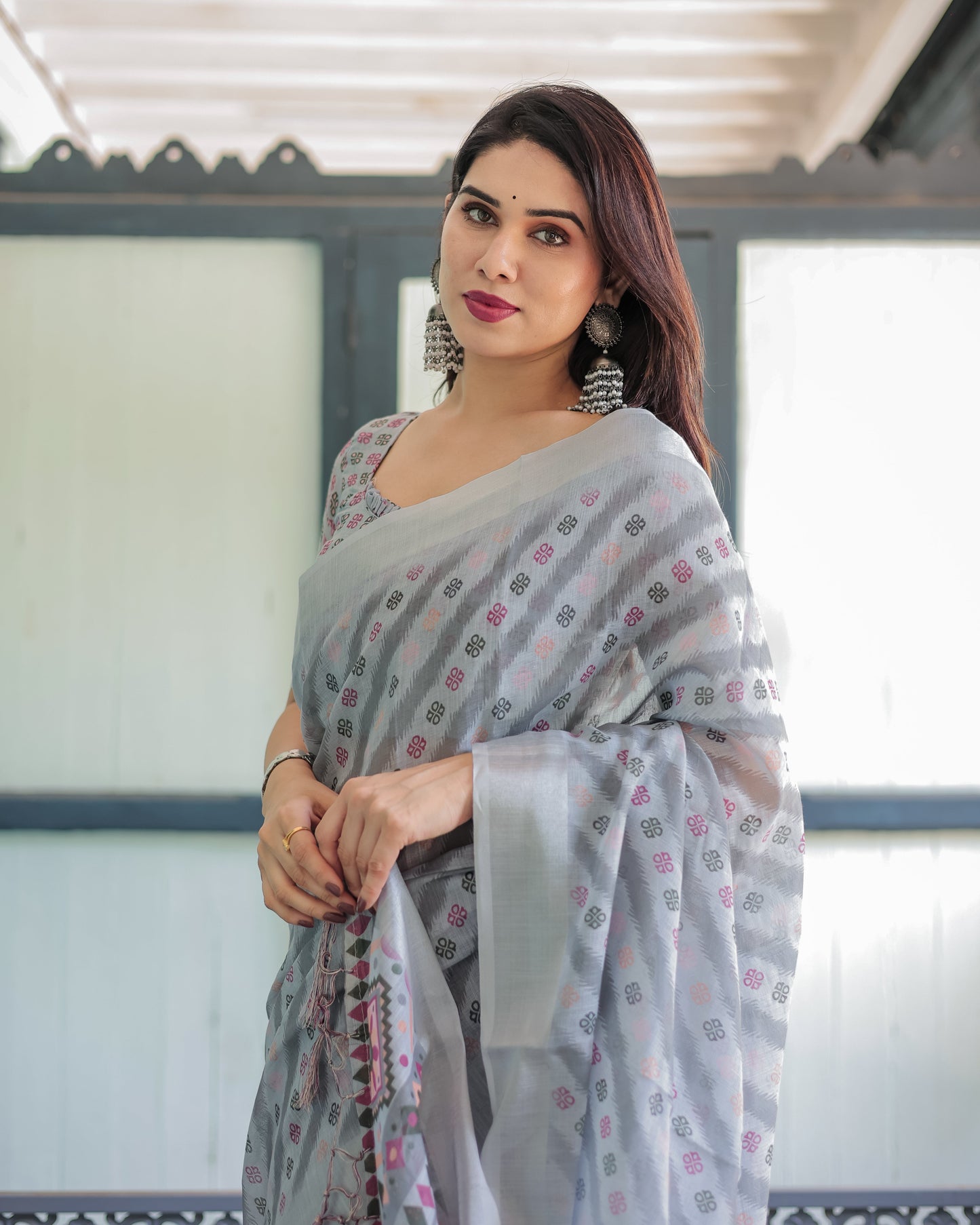 KASHVI PURE LINEN SAREE