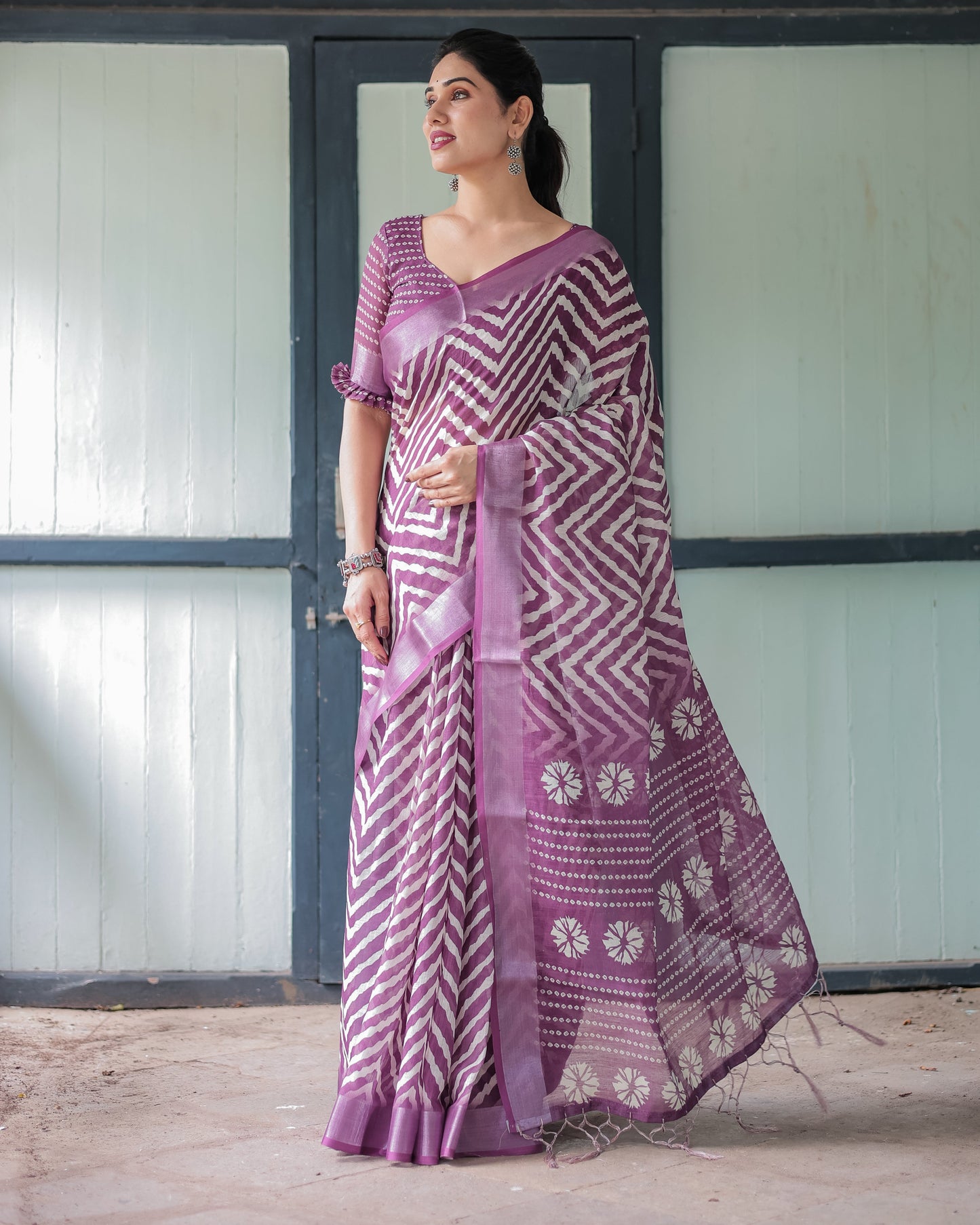 KASHVI PURE LINEN SAREE