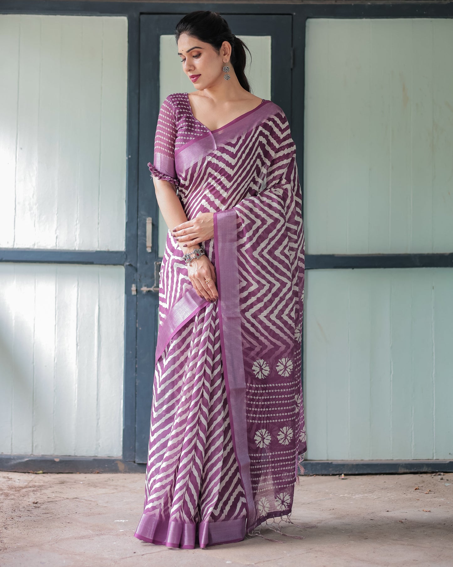 KASHVI PURE LINEN SAREE
