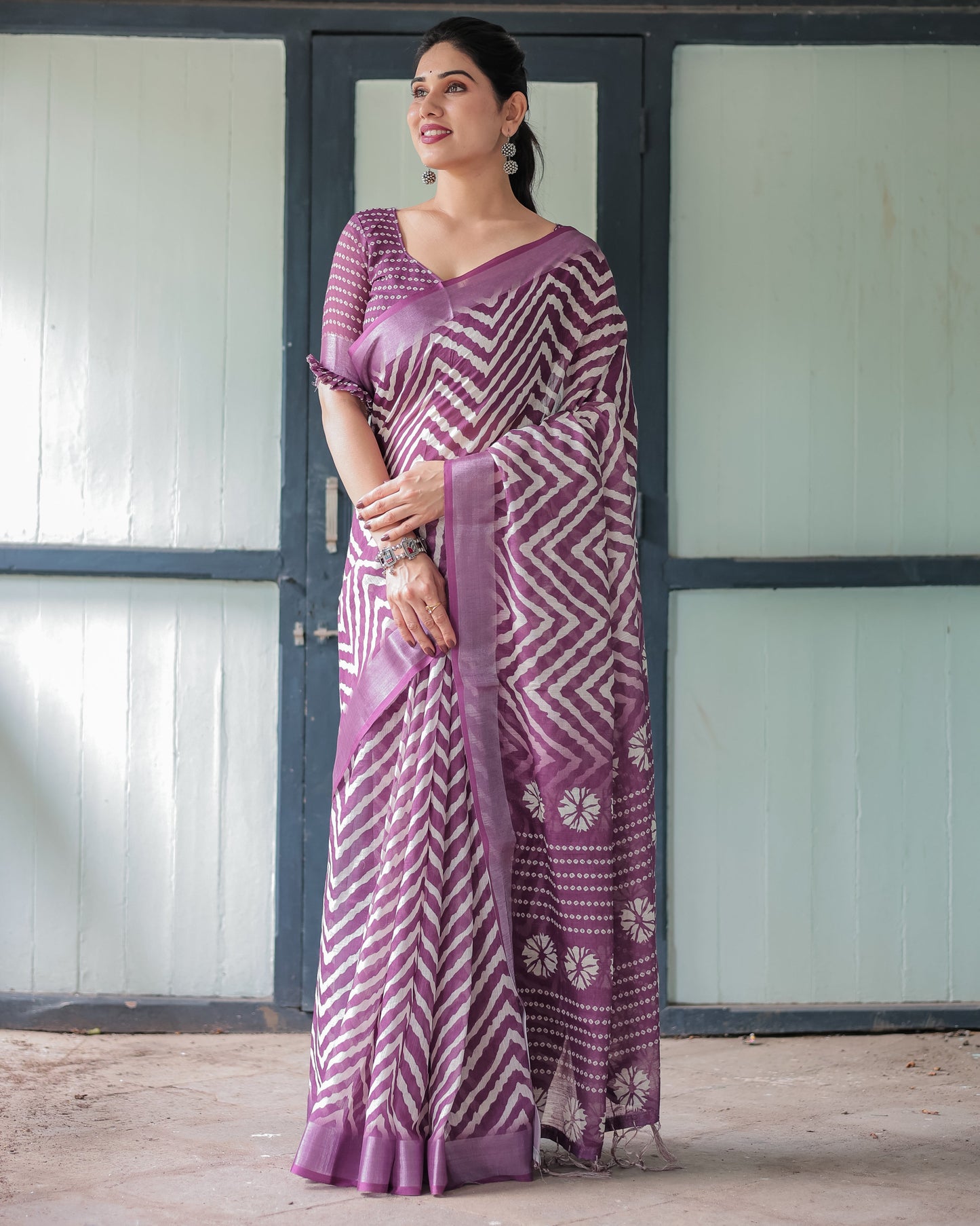 KASHVI PURE LINEN SAREE