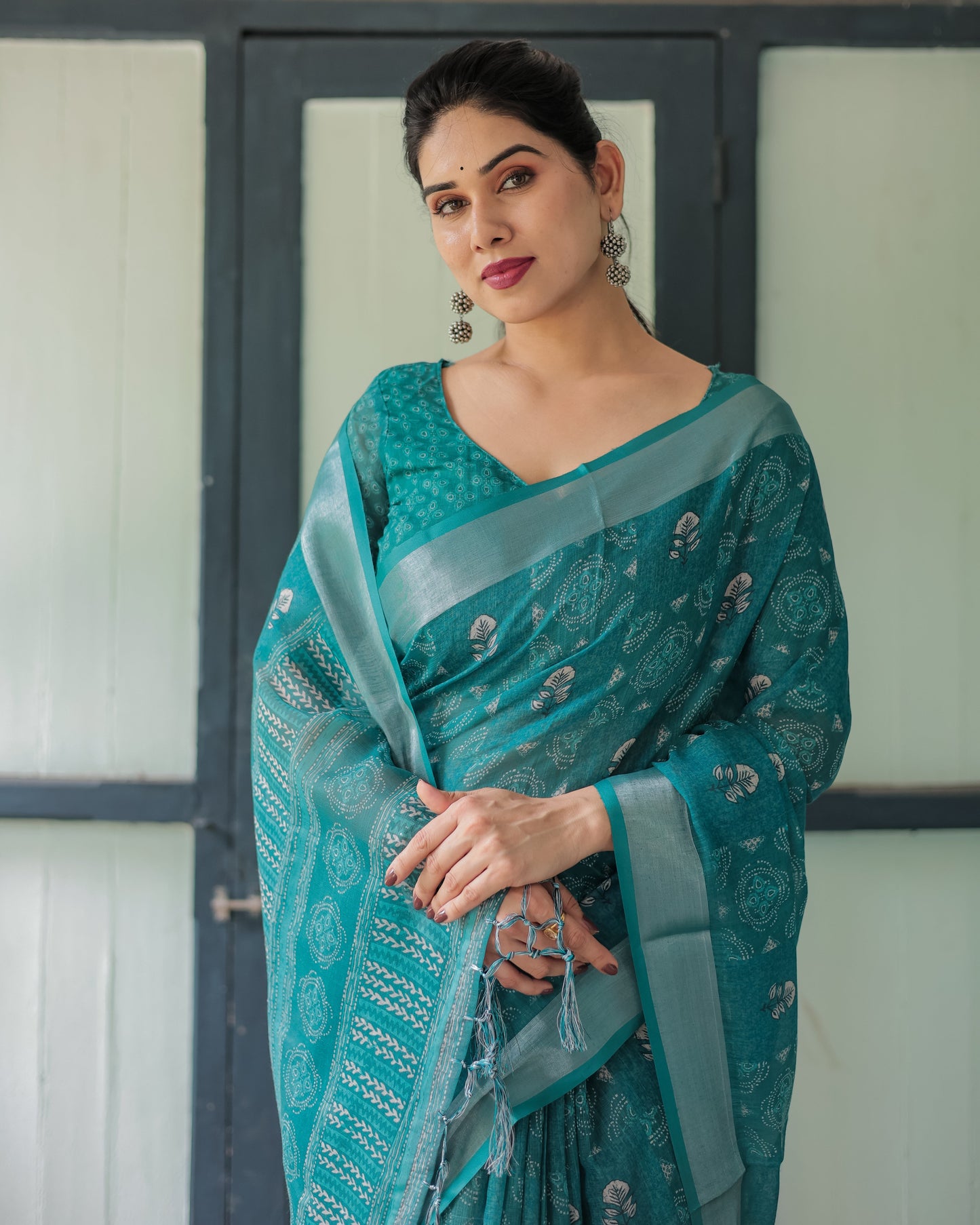 KASHVI PURE LINEN SAREE