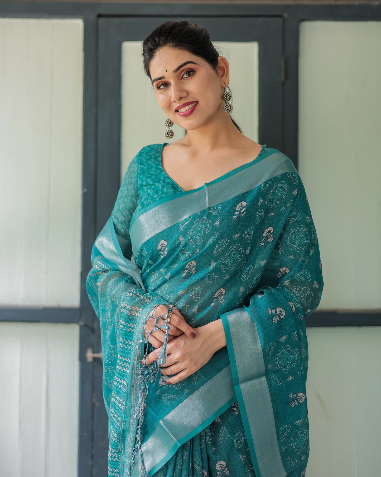 KASHVI PURE LINEN SAREE