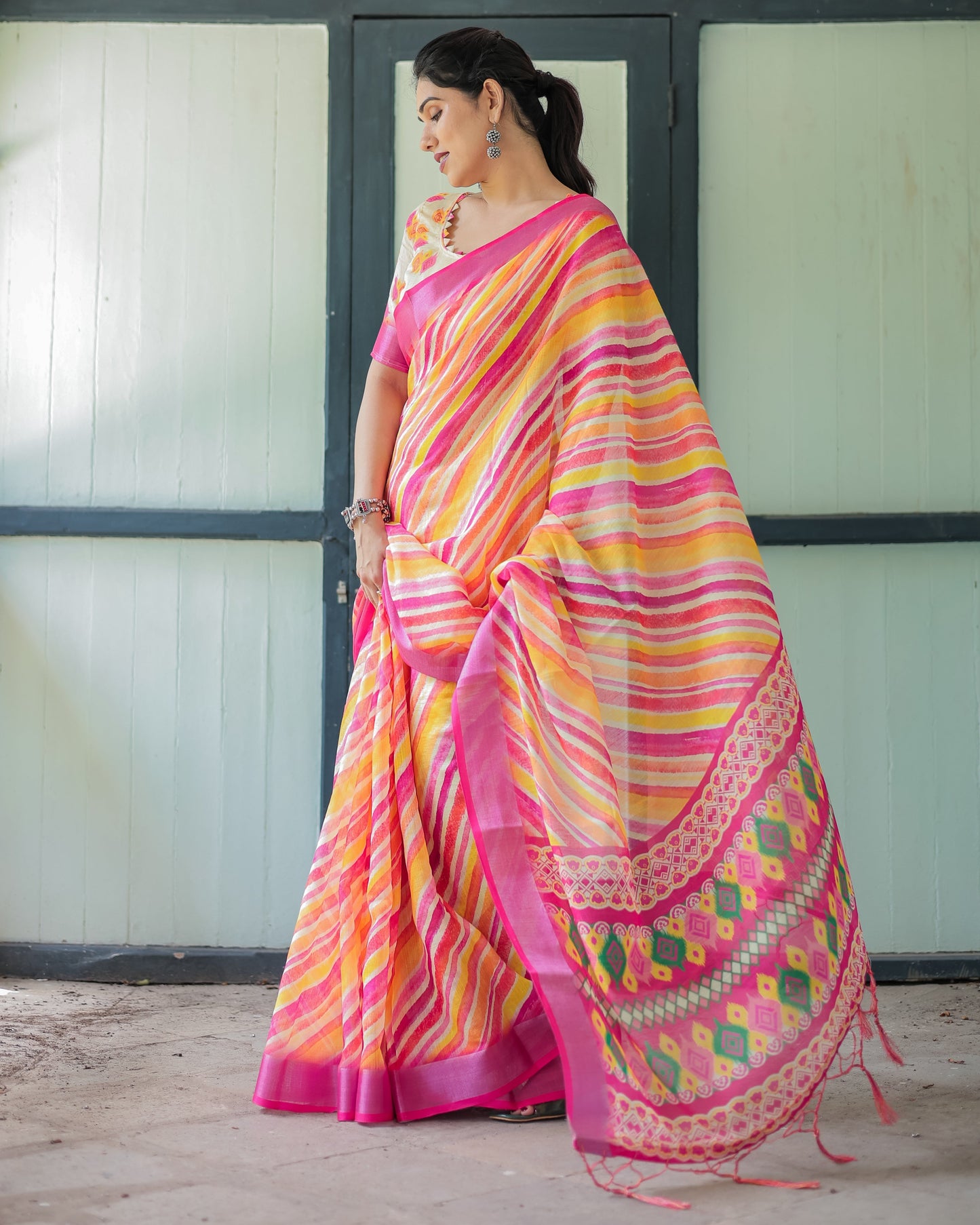 KASHVI PURE LINEN SAREE