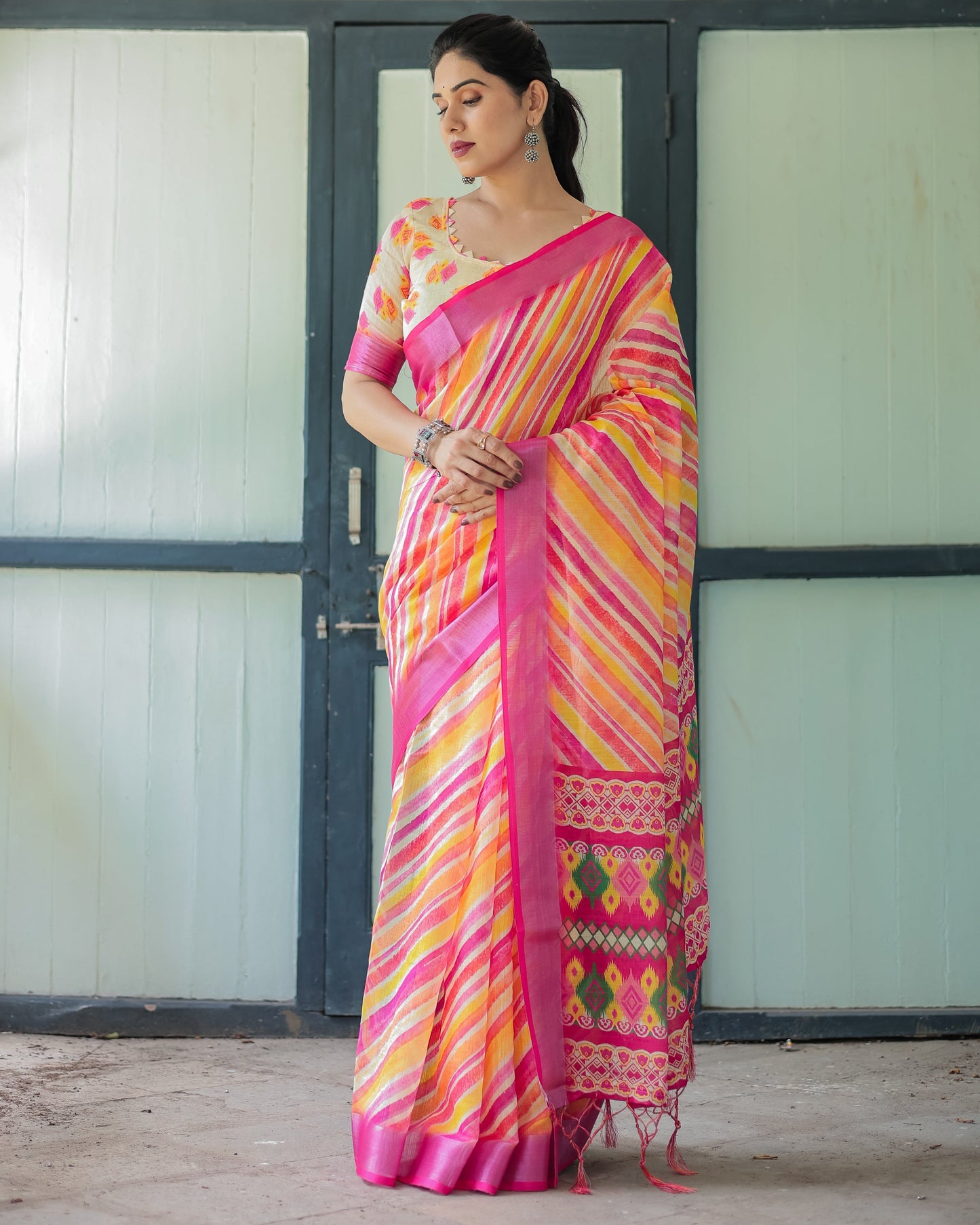 KASHVI PURE LINEN SAREE