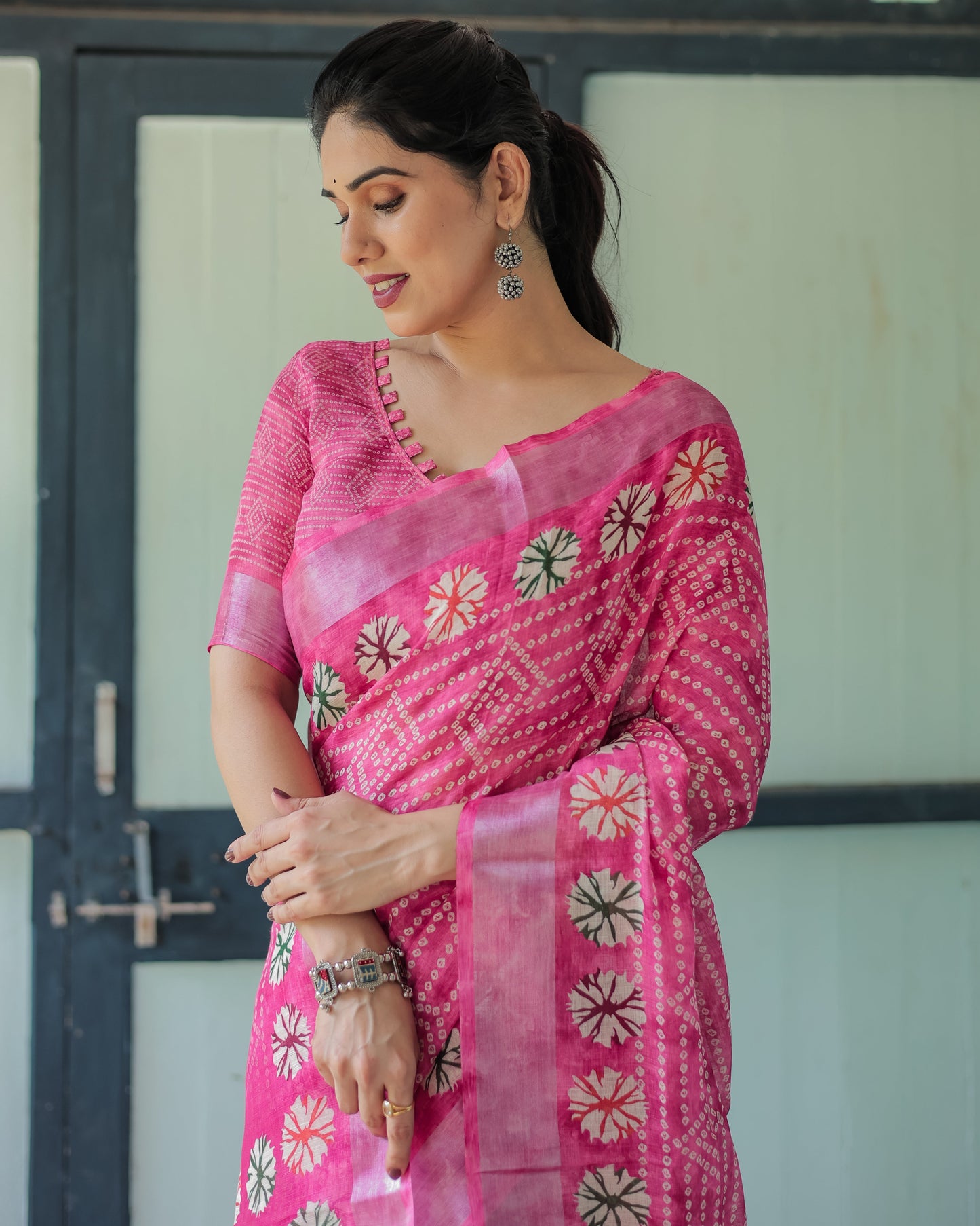 KASHVI PURE LINEN SAREE