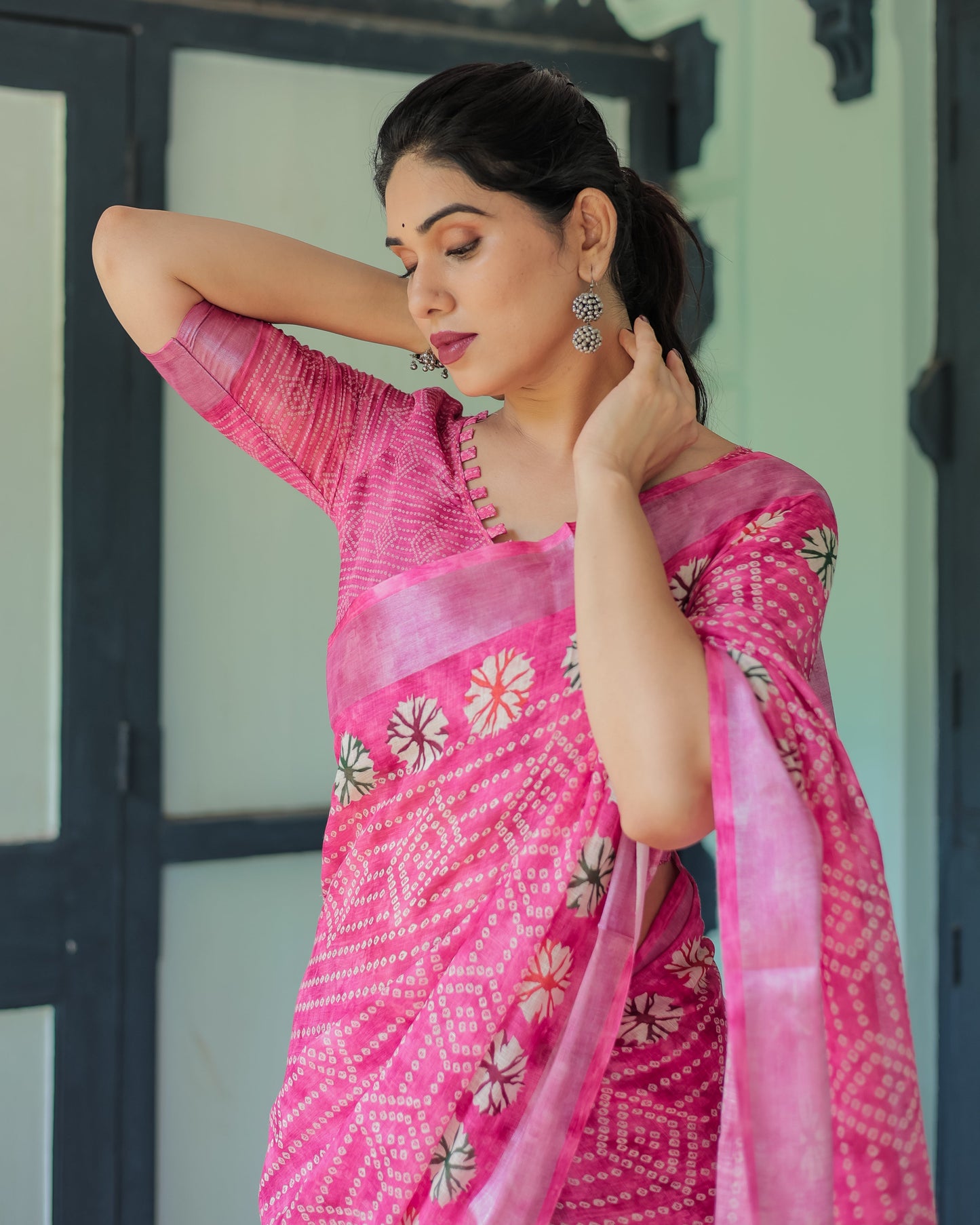 KASHVI PURE LINEN SAREE