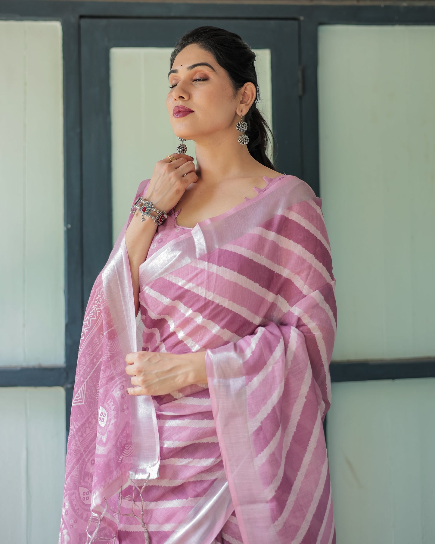KASHVI PURE LINEN SAREE