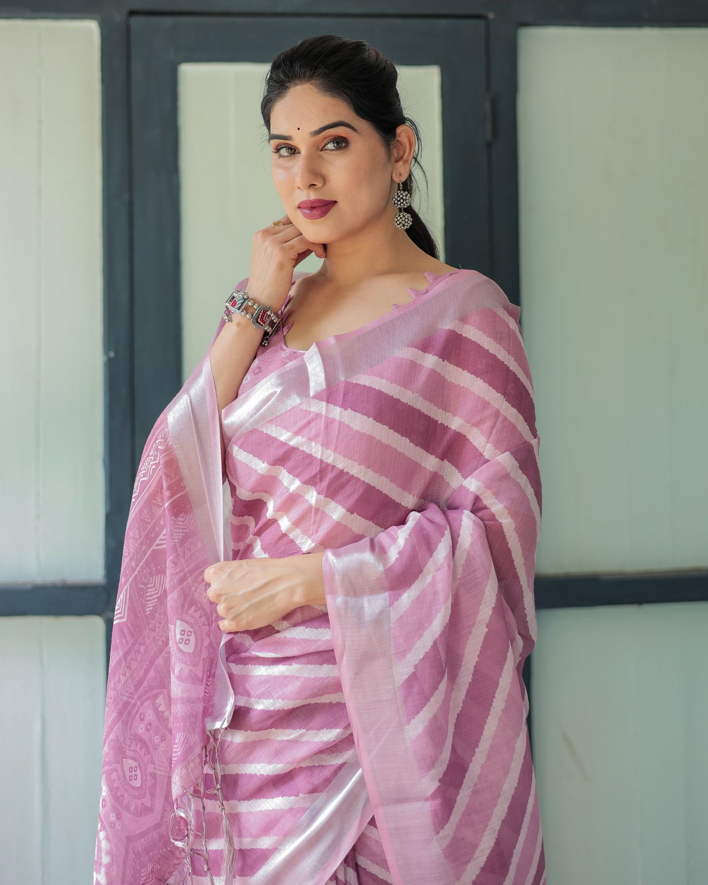 KASHVI PURE LINEN SAREE