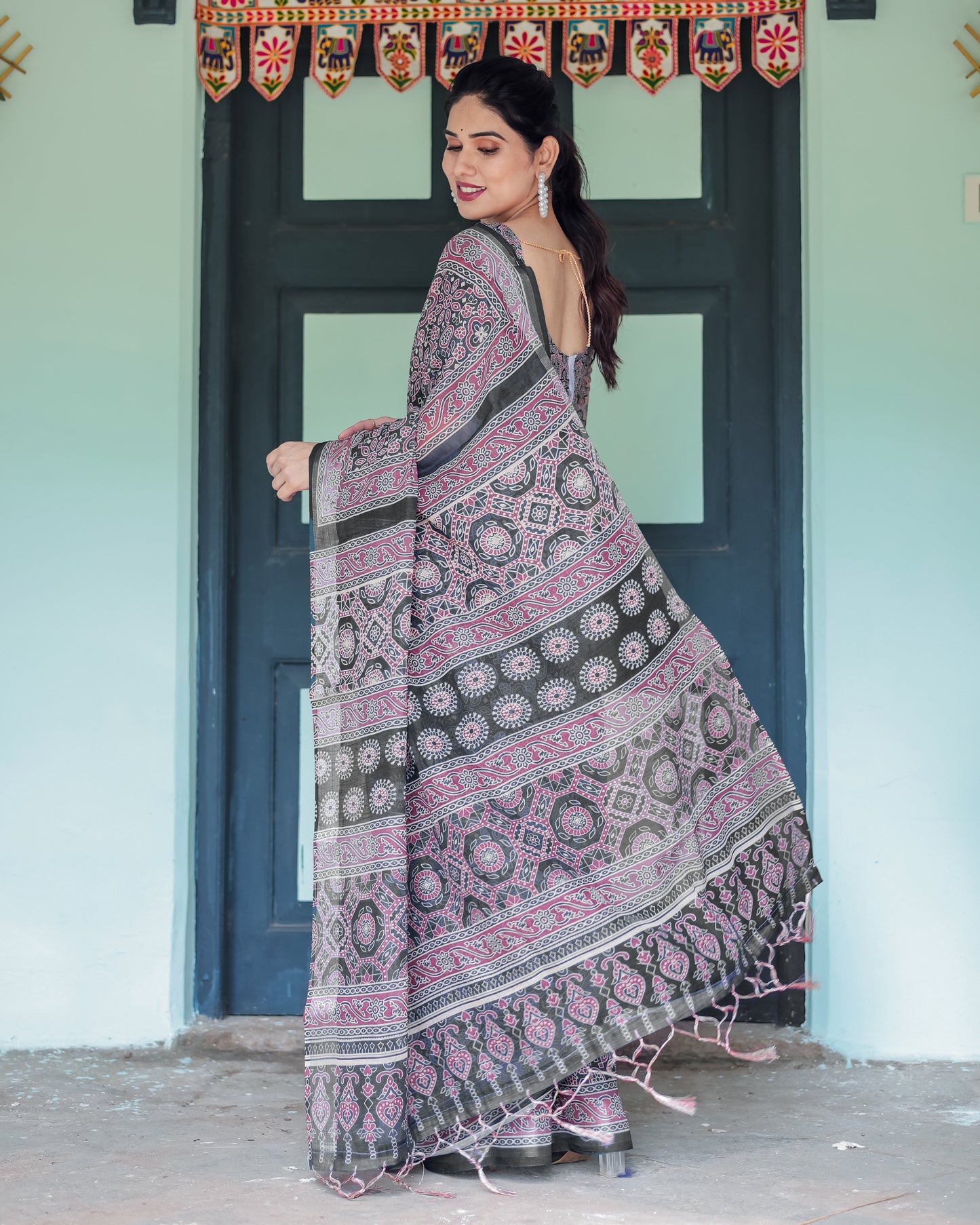 KASHVI PURE LINEN SAREE