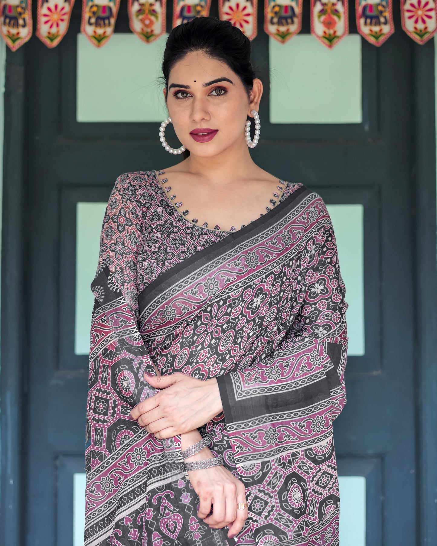 KASHVI PURE LINEN SAREE