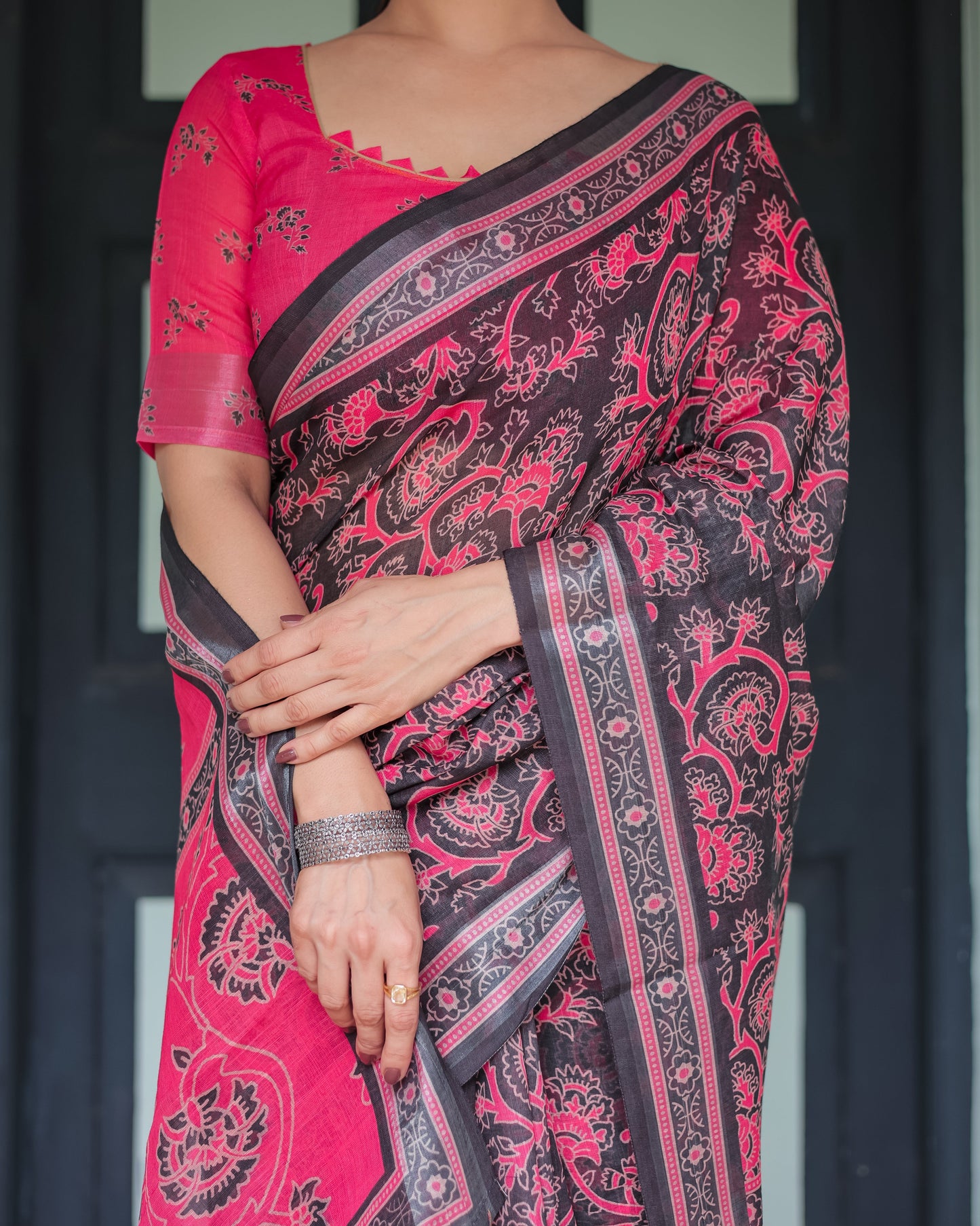 KASHVI PURE LINEN SAREE