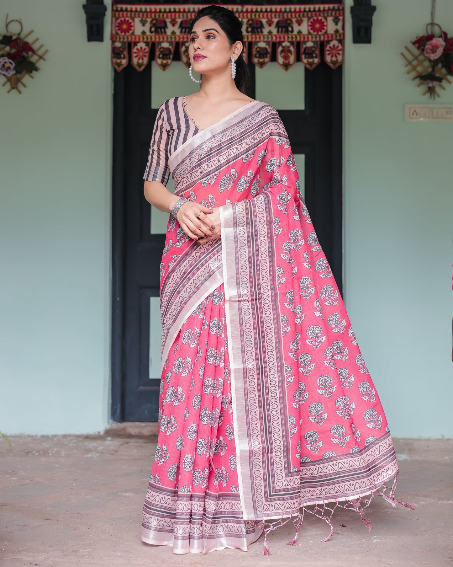 KASHVI PURE LINEN SAREE
