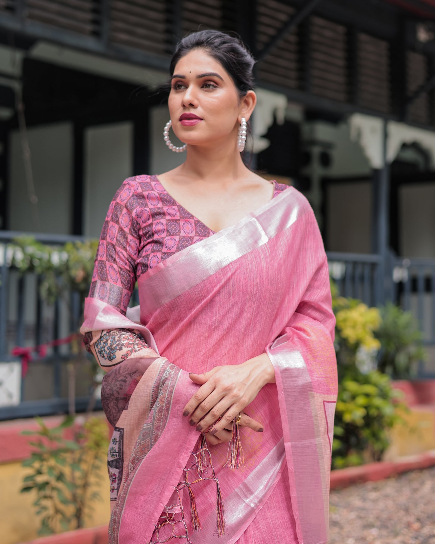 KASHVI PURE LINEN SAREE