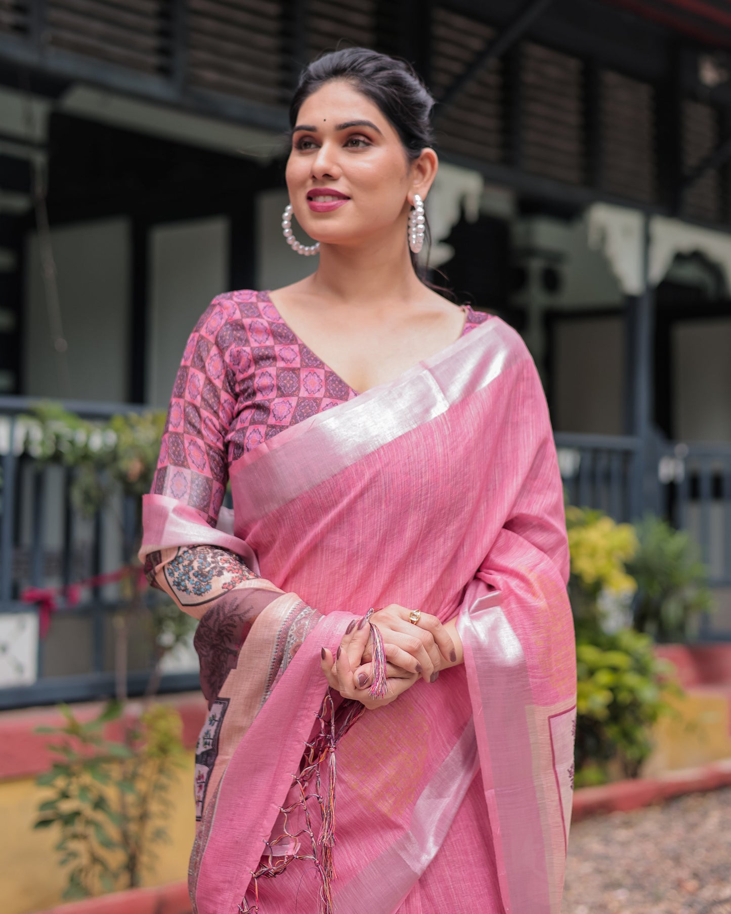 KASHVI PURE LINEN SAREE