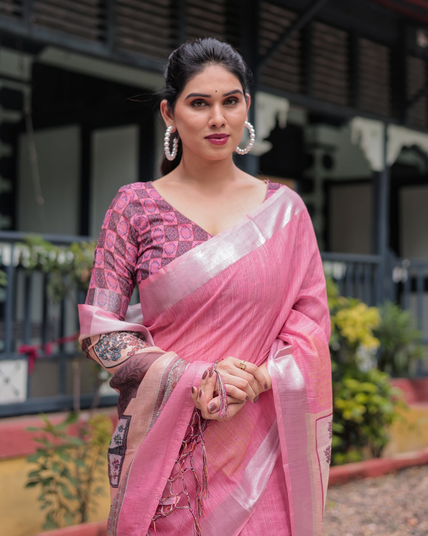 KASHVI PURE LINEN SAREE