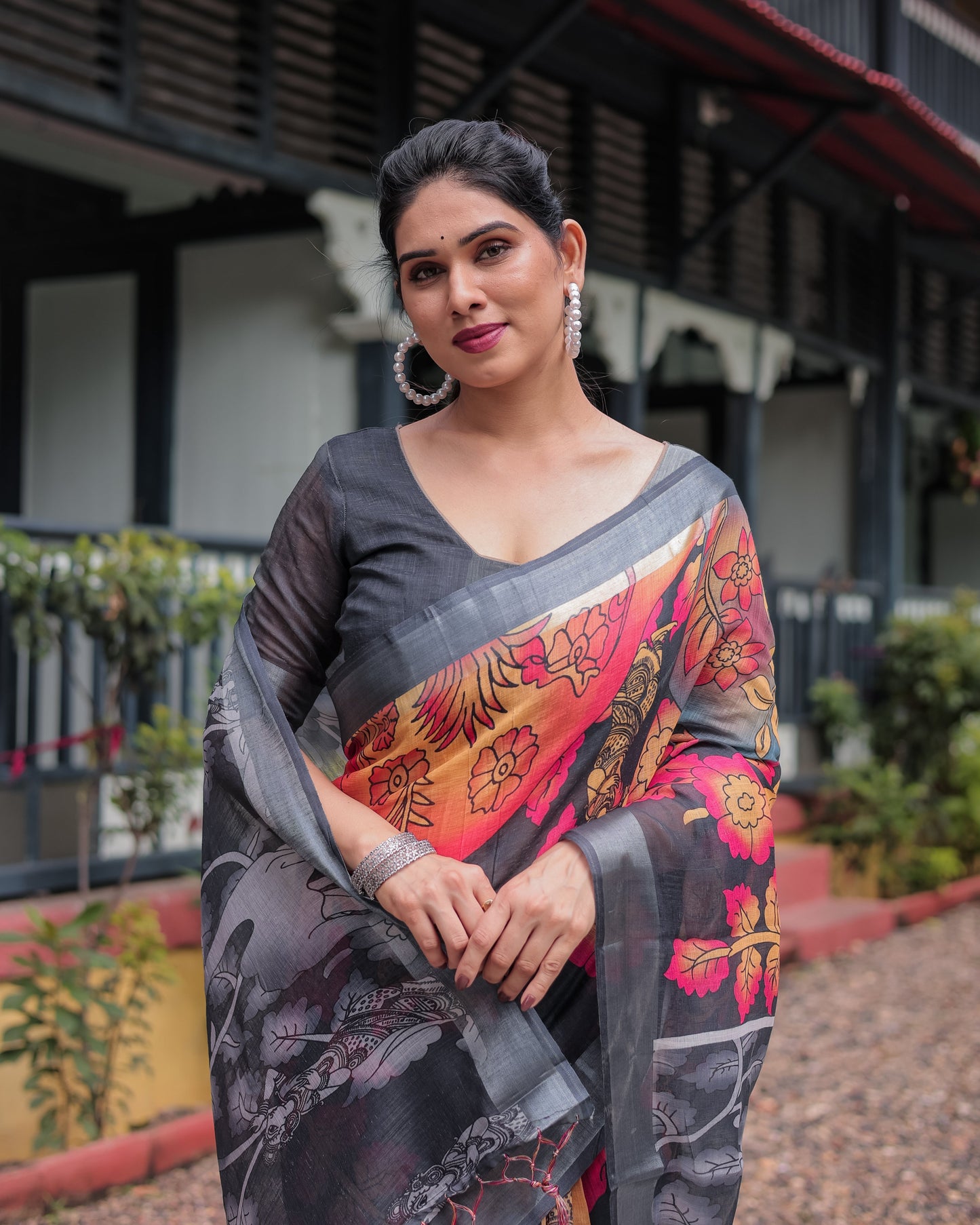 KASHVI PURE LINEN SAREE