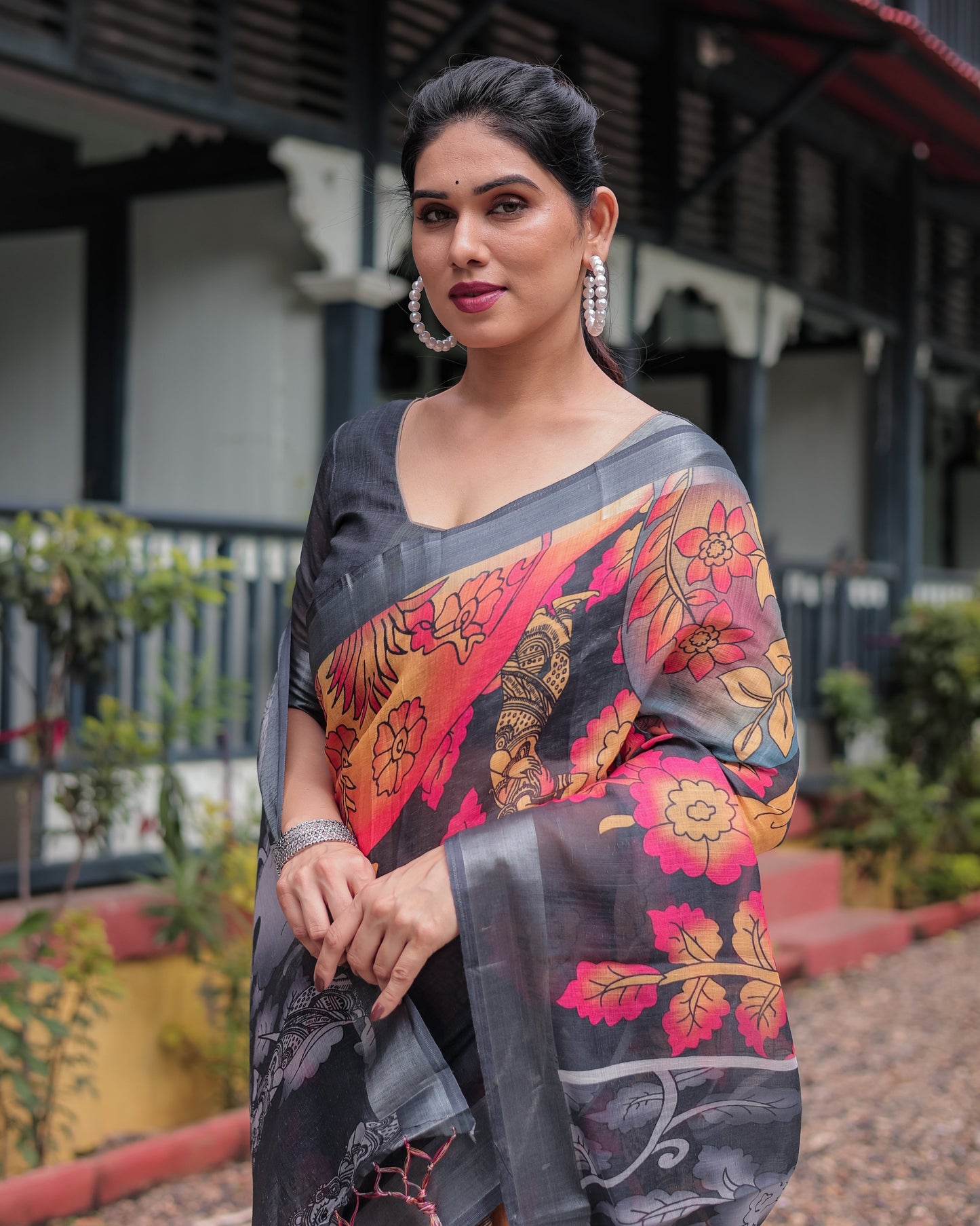 KASHVI PURE LINEN SAREE