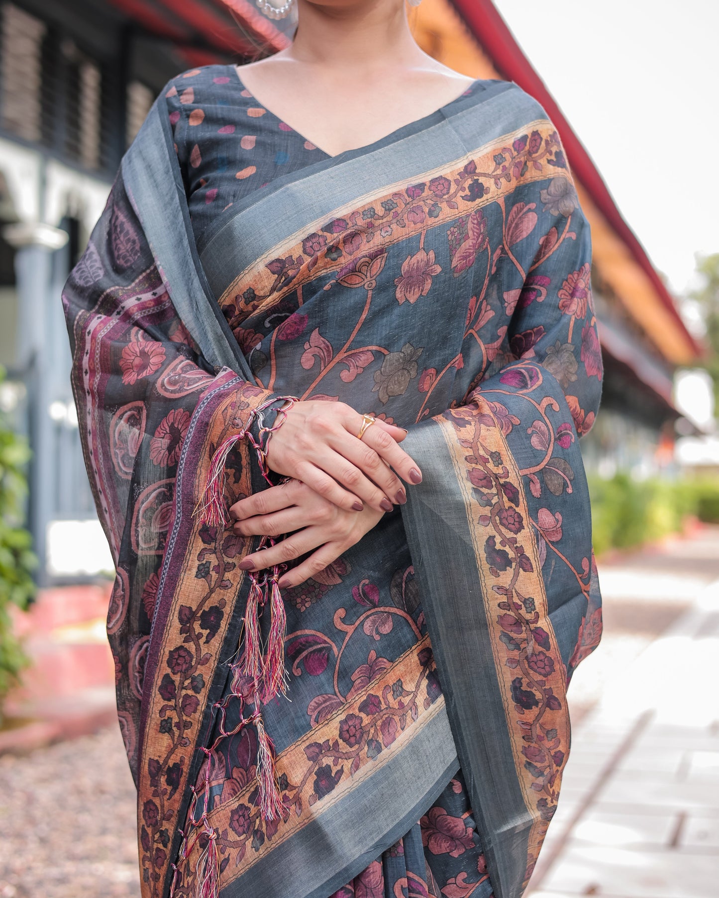 KASHVI PURE LINEN SAREE
