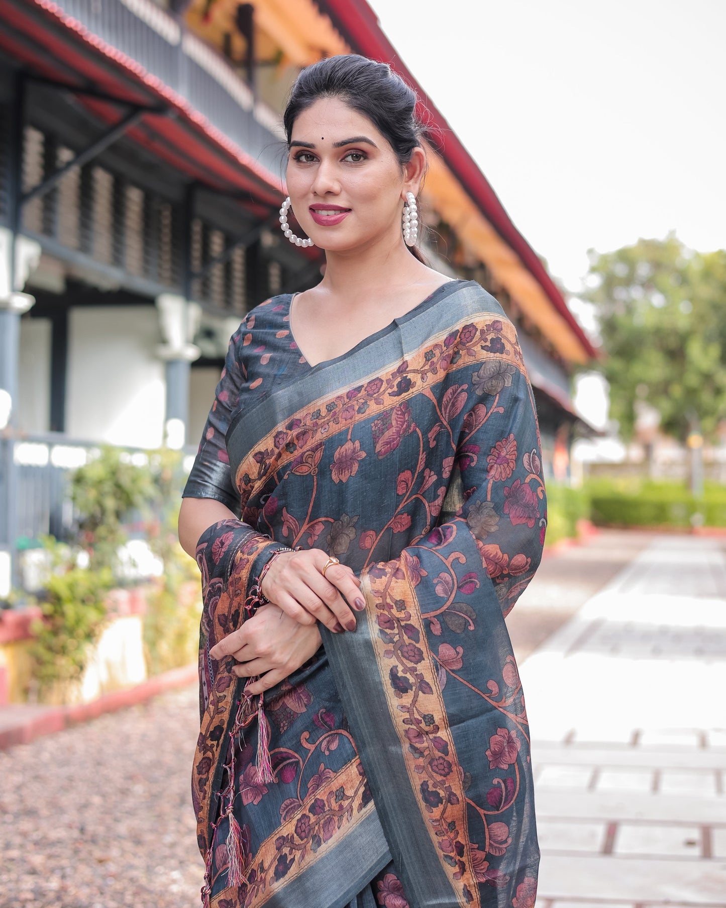 KASHVI PURE LINEN SAREE