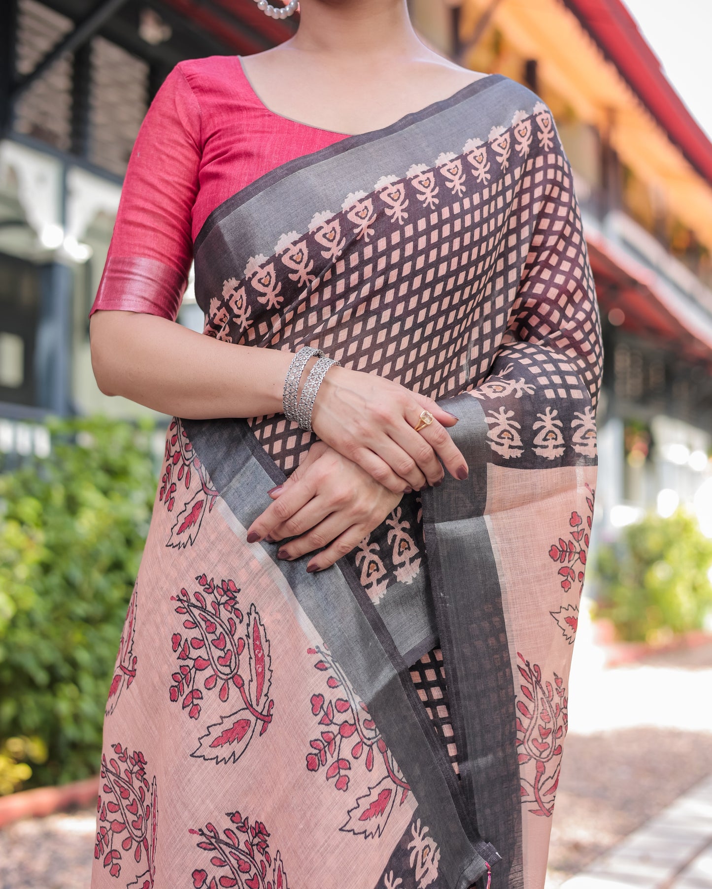KASHVI PURE LINEN SAREE