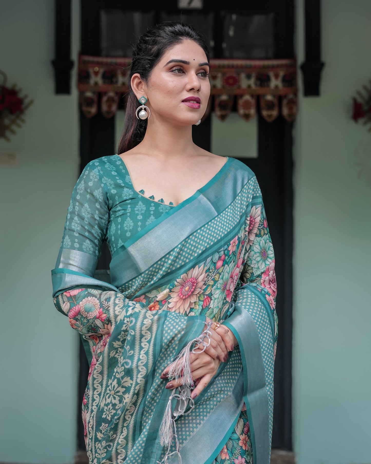 KASHVI PURE LINEN SAREE