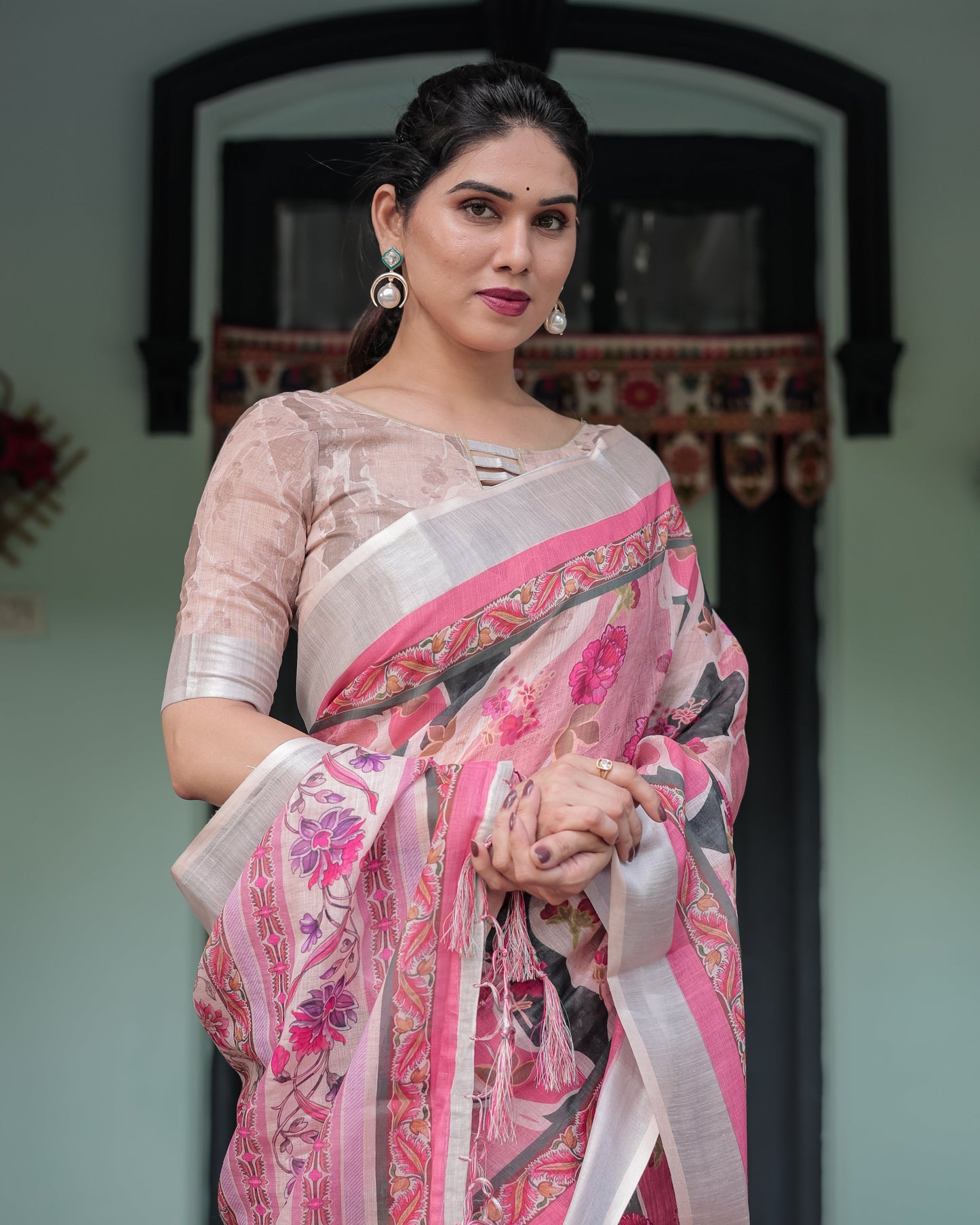 KASHVI PURE LINEN SAREE