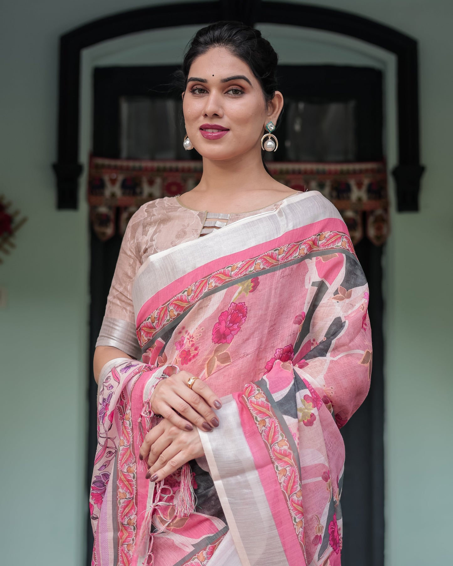KASHVI PURE LINEN SAREE
