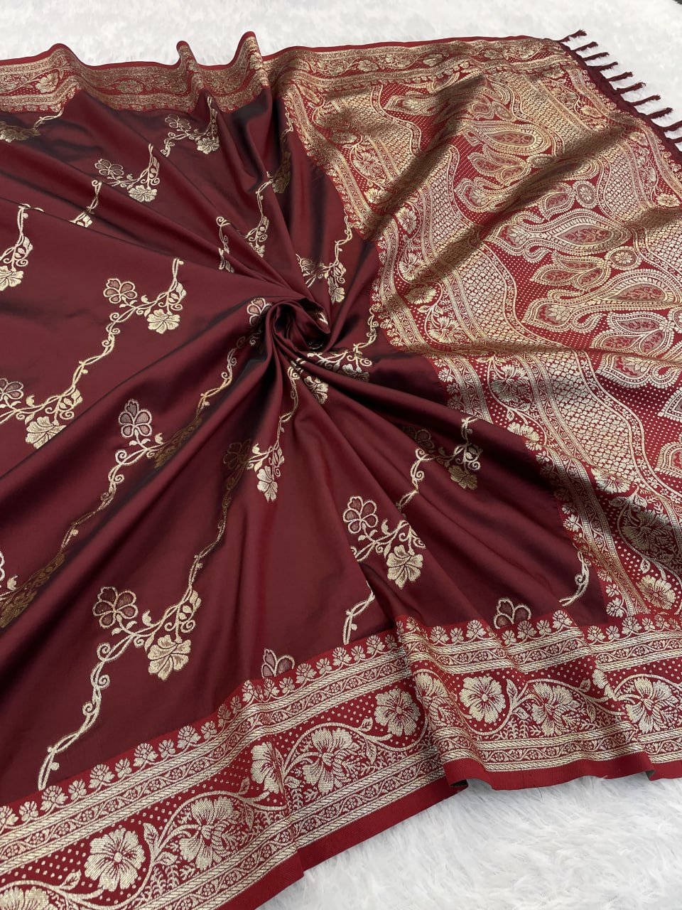 Diya's silk saree