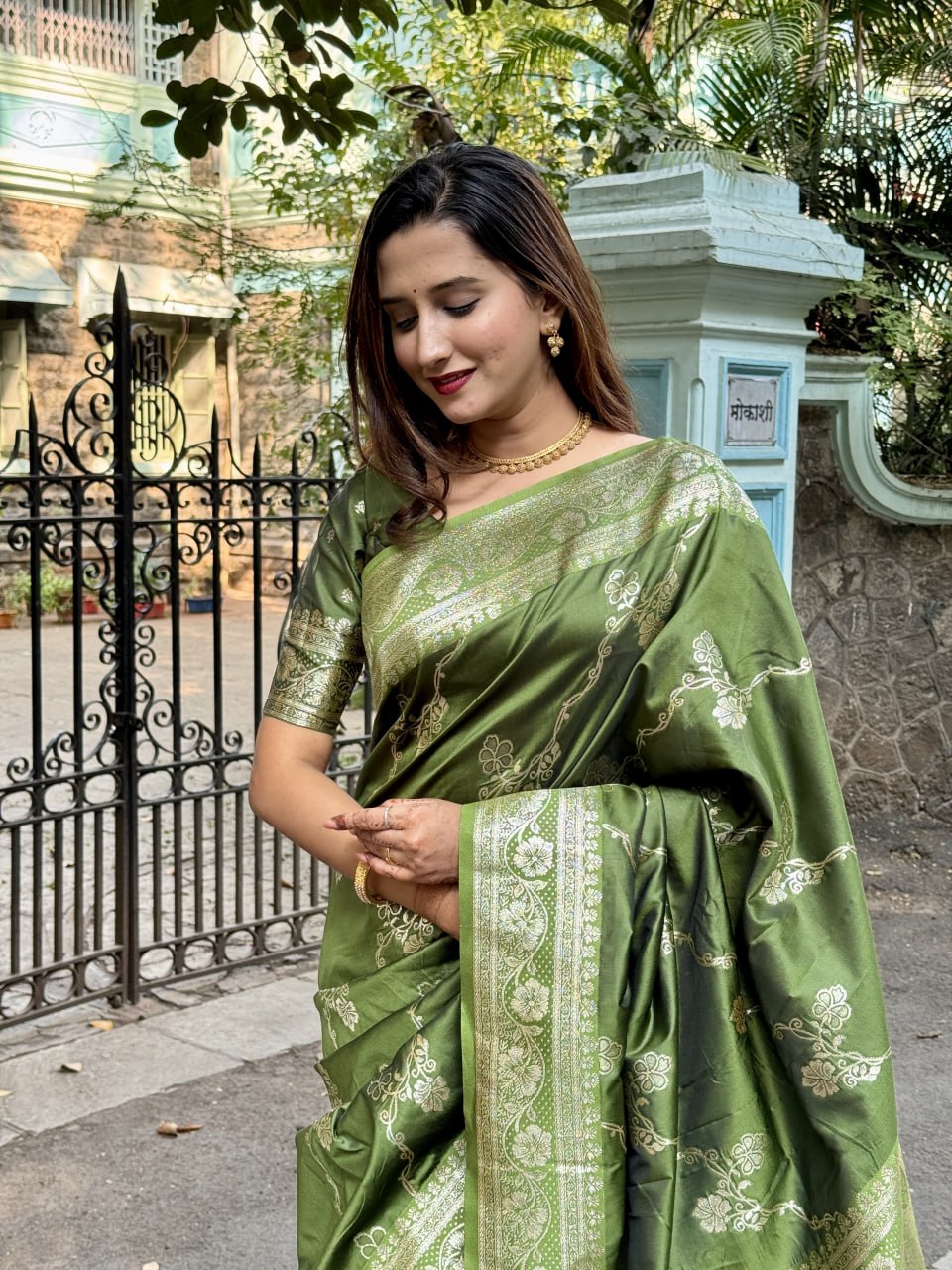 Diya's silk saree