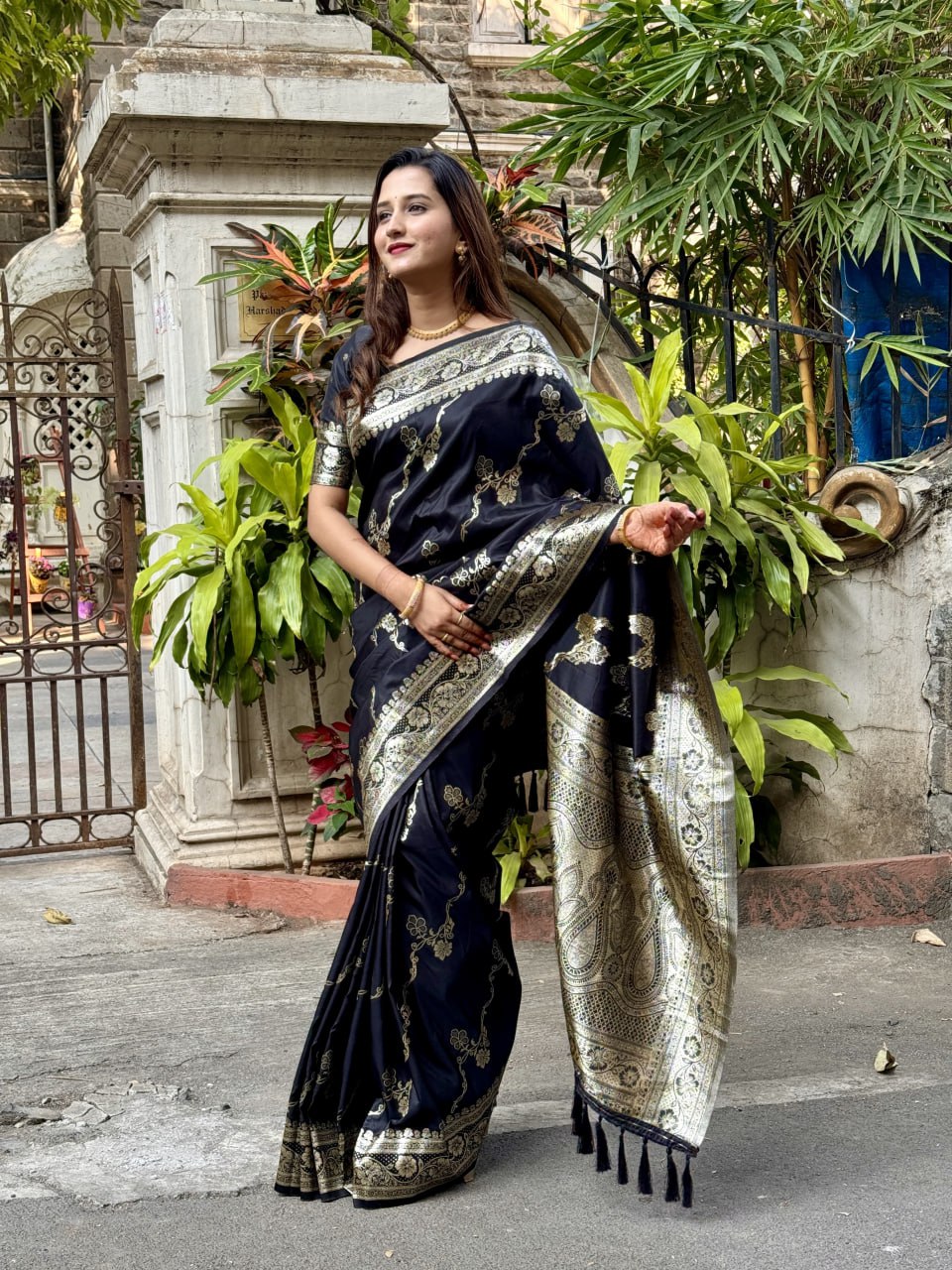 Diya's silk saree