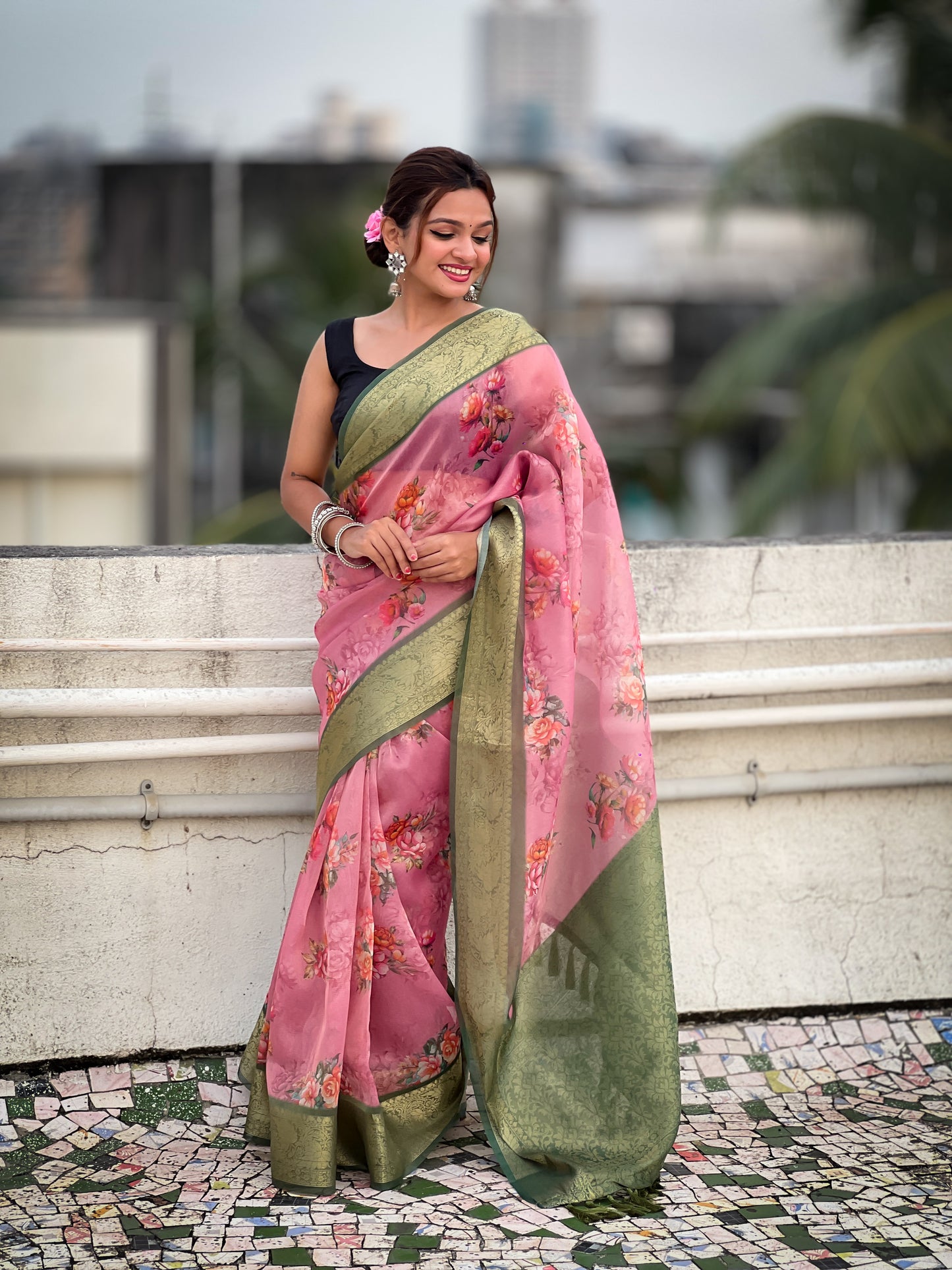 KAVYA CRUSH TISSUE SAREE
