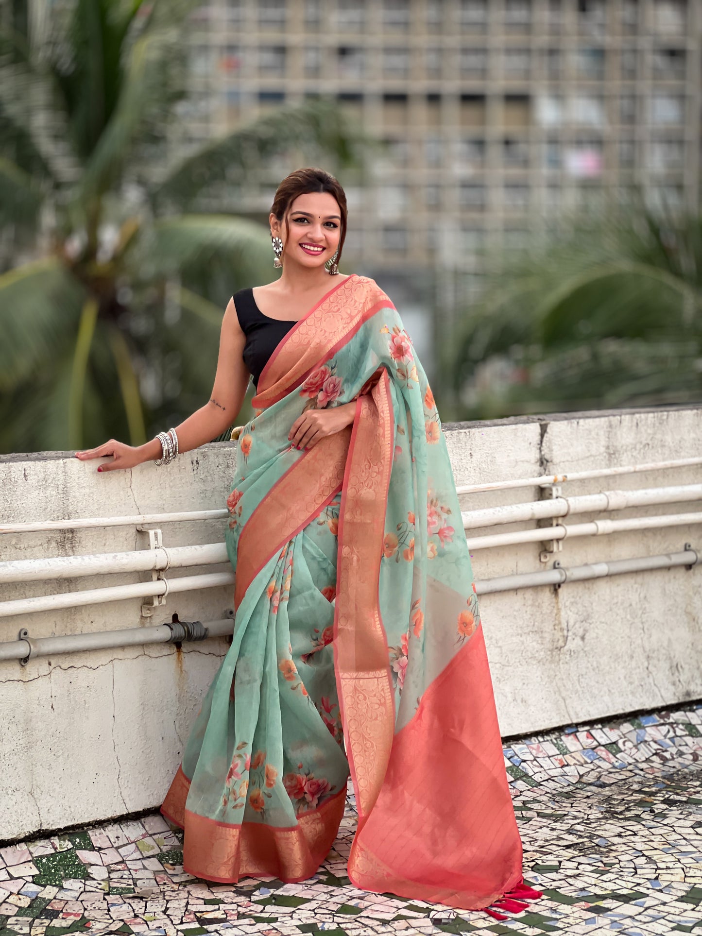 KAVYA CRUSH TISSUE SAREE