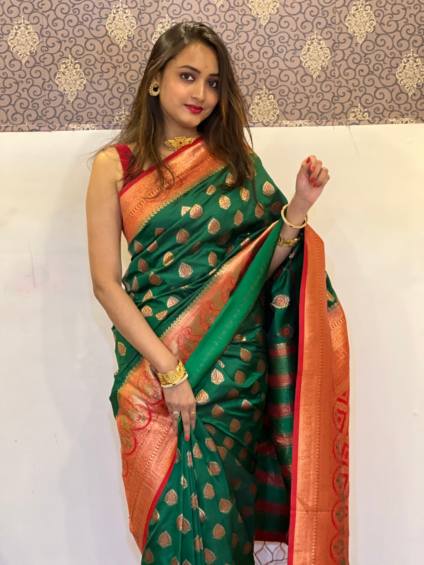 YASHANA SILK SAREE