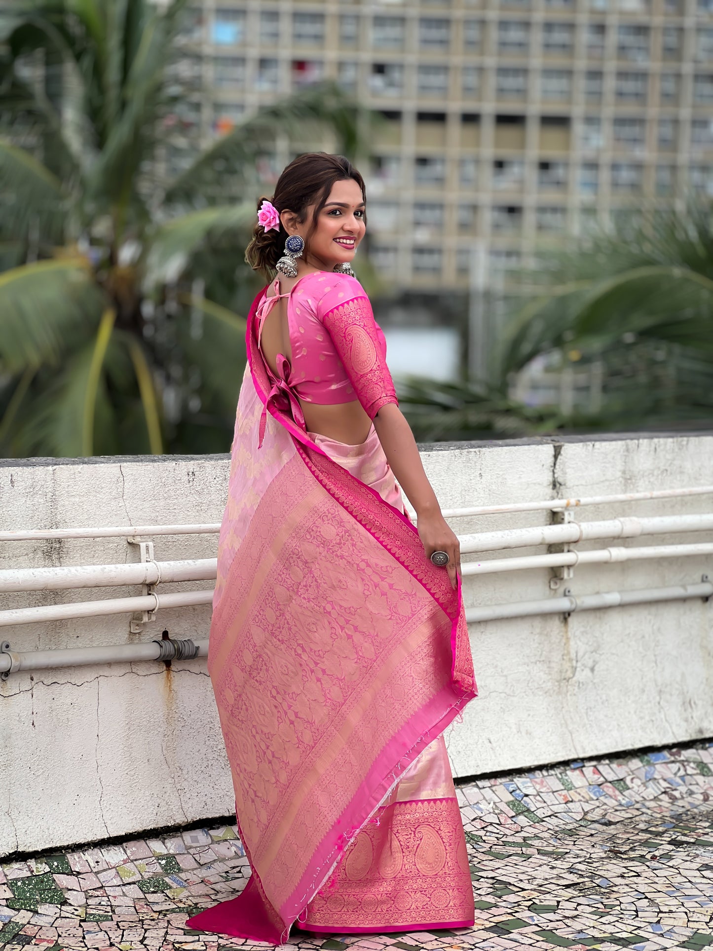 SAANVI TISSUE SILK SAREE