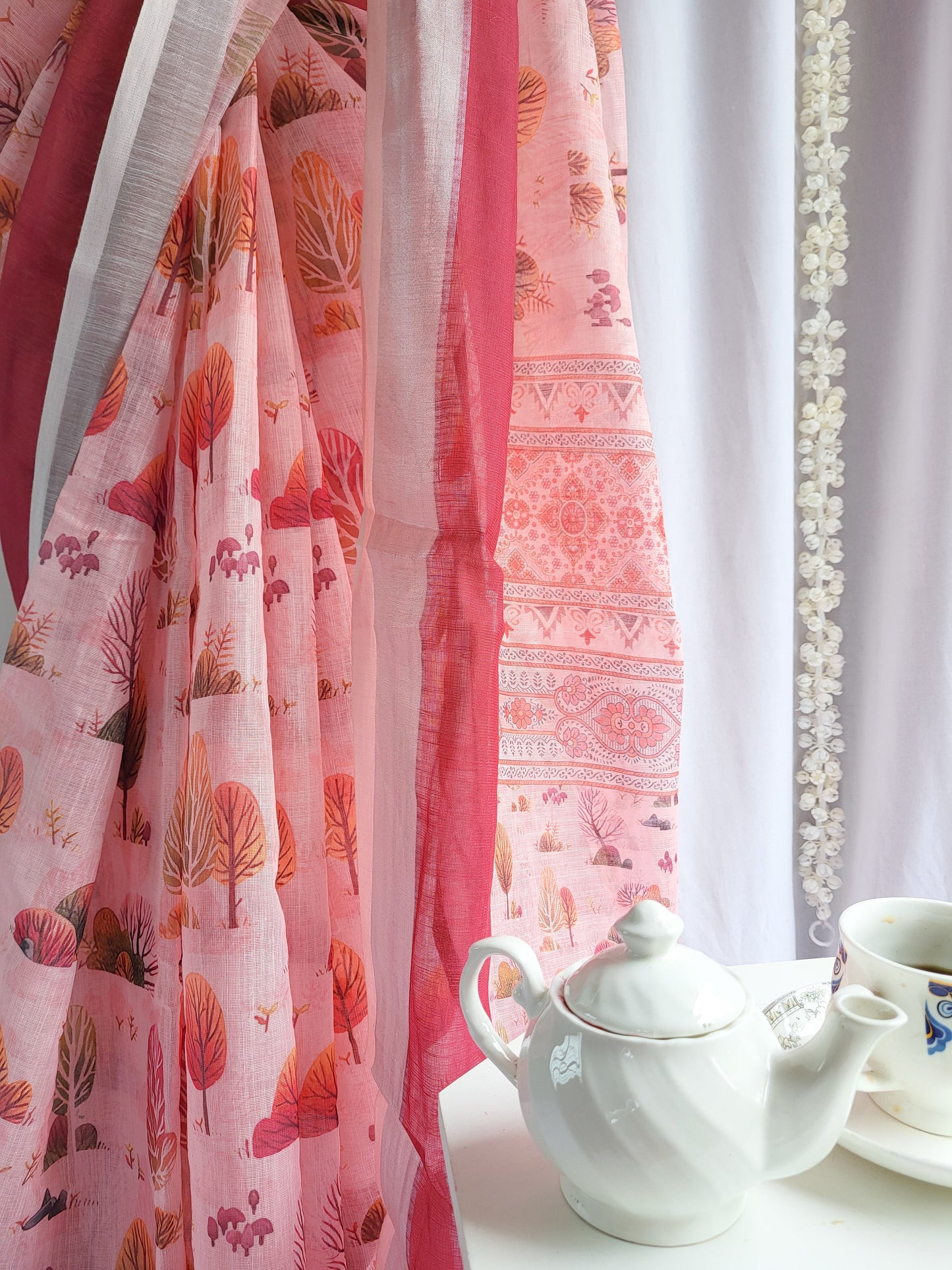KASHVI PURE LINEN SAREE