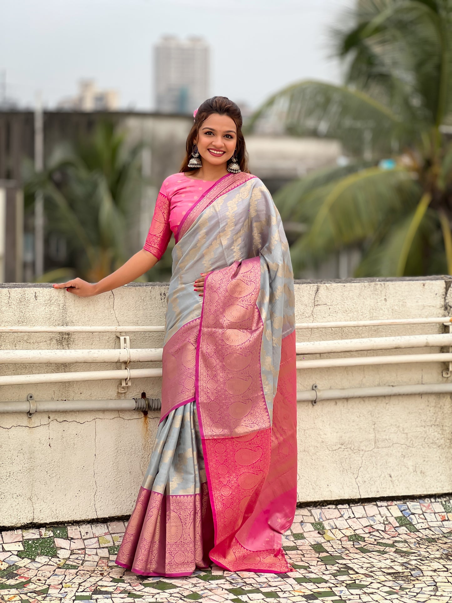 SAANVI TISSUE SILK SAREE