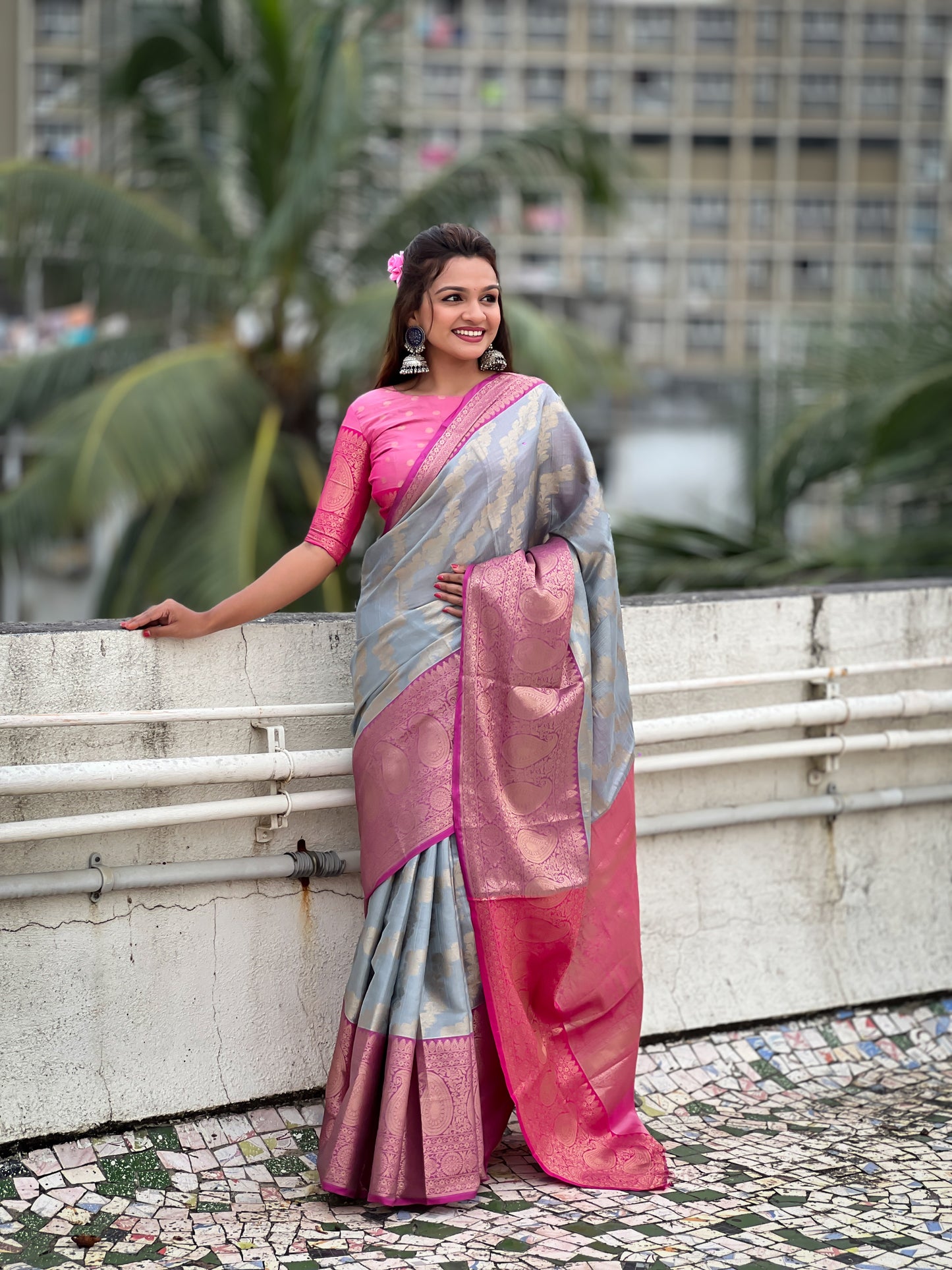 SAANVI TISSUE SILK SAREE