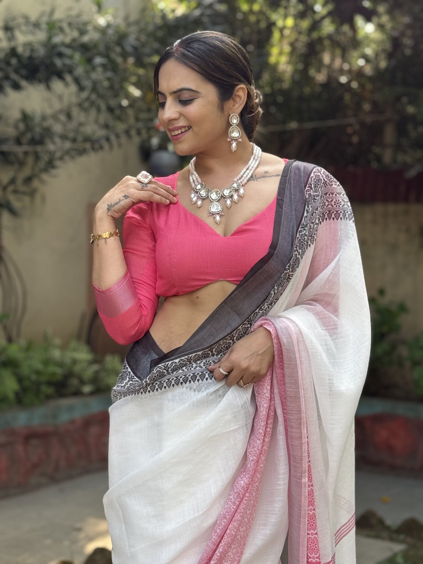 KASHVI PURE LINEN SAREE