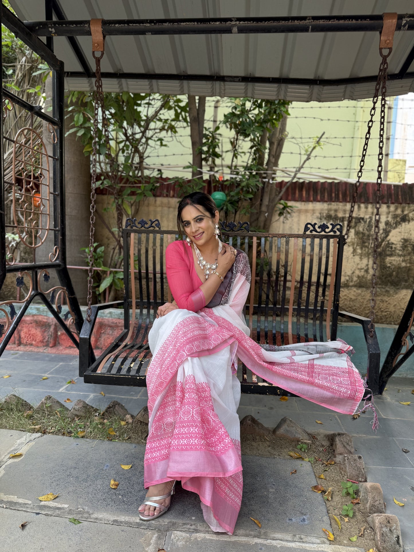 KASHVI PURE LINEN SAREE