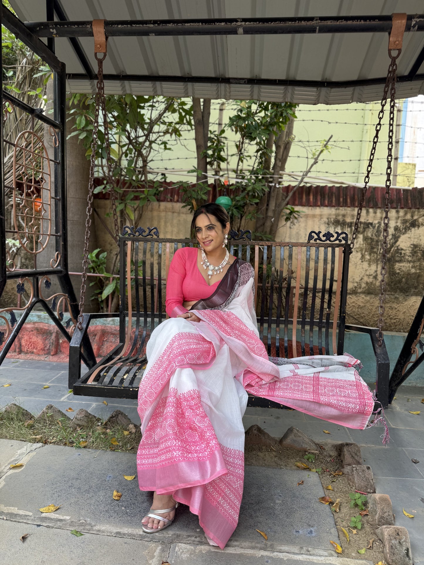 KASHVI PURE LINEN SAREE