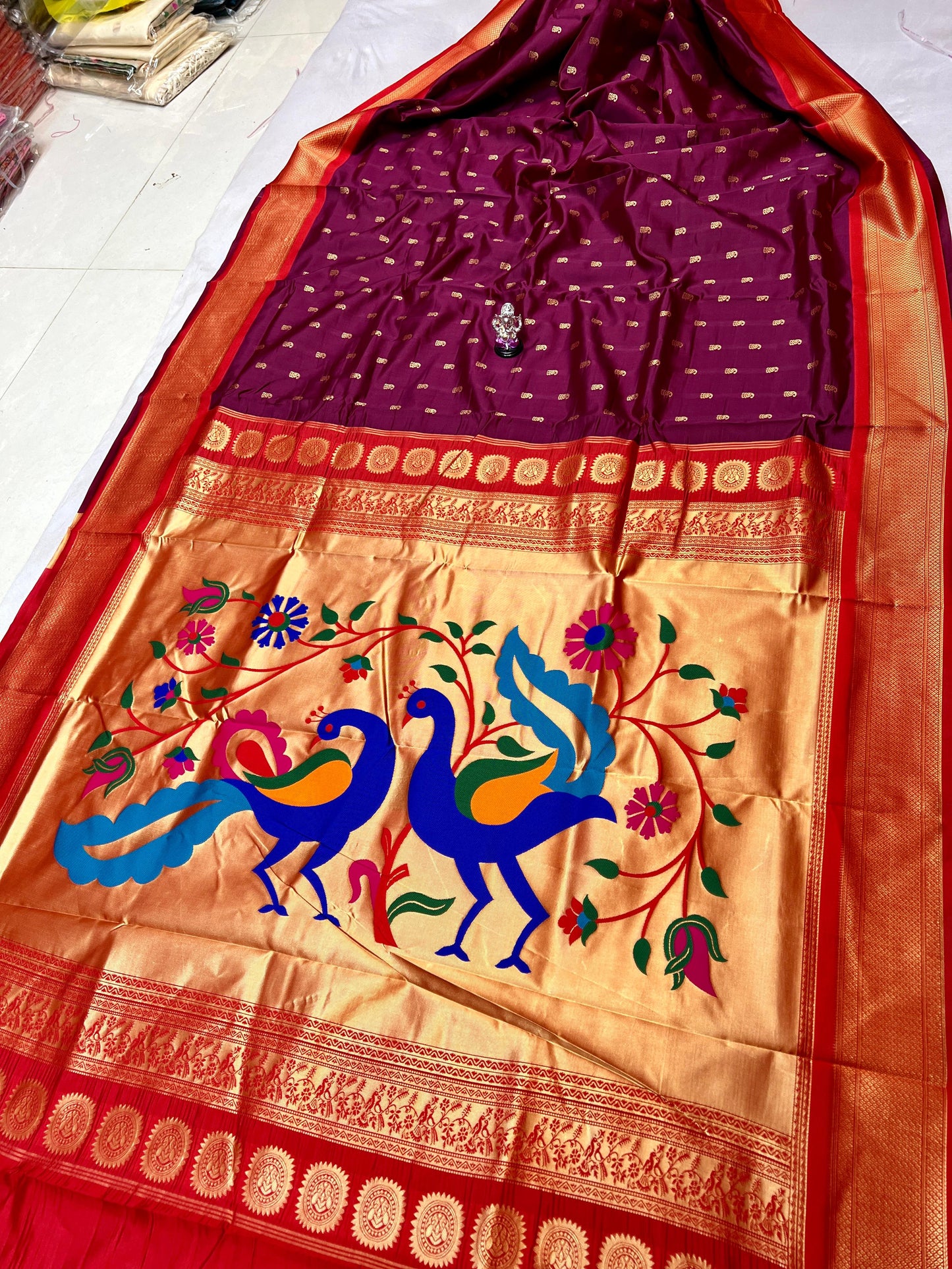 KADIYAL PAITHANI